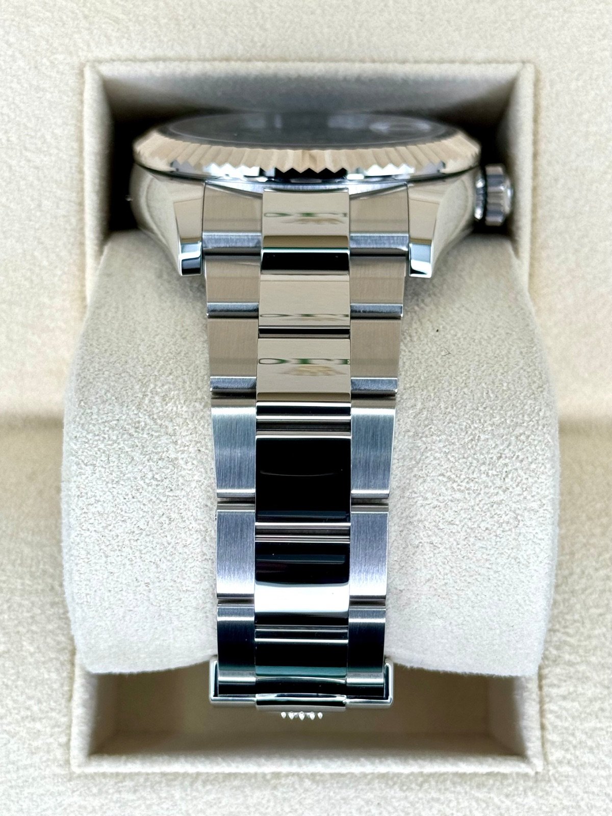 2024 Rolex Sky-Dweller 42mm 336934 Oyster Black Dial (Unworn) - Image 3
