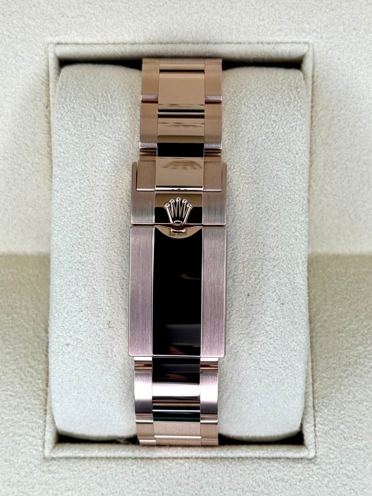 2024 Rolex Daytona 40mm 126505 Rose Gold Sundust Dial (Unworn) - Image 2