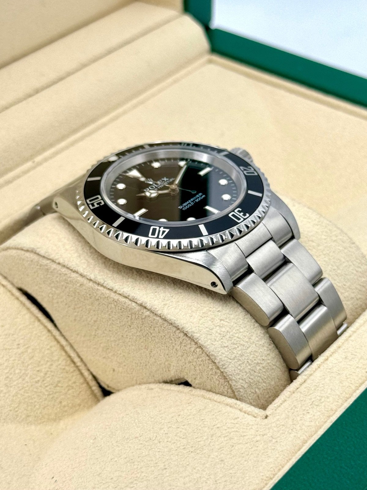 1995 Rolex Submariner 40mm 14060 Stainless Steel Black Dial - Image 6