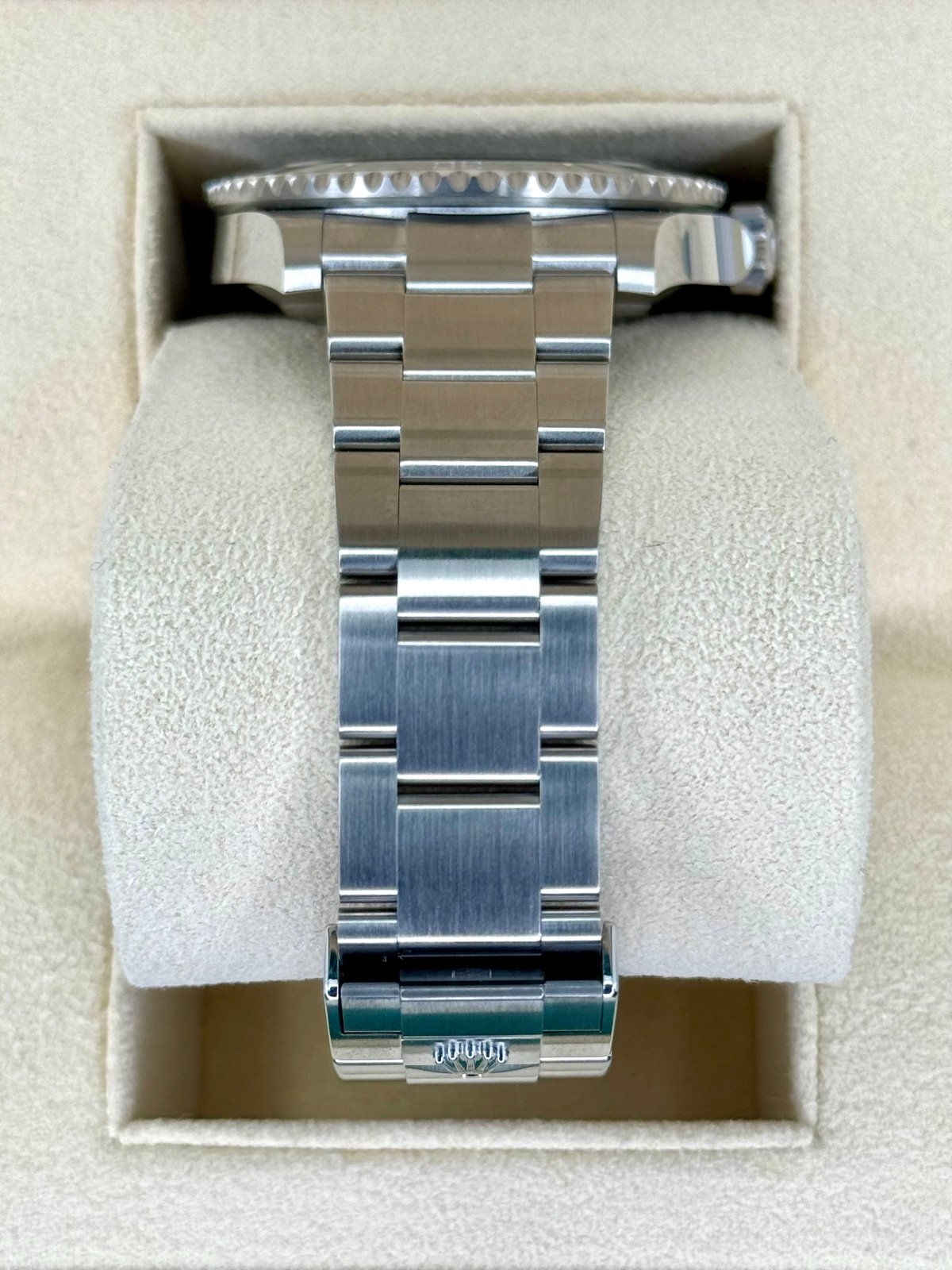 2024 Rolex Submariner 41mm 124060 Stainless Steel Black Dial (Unworn) - Image 3