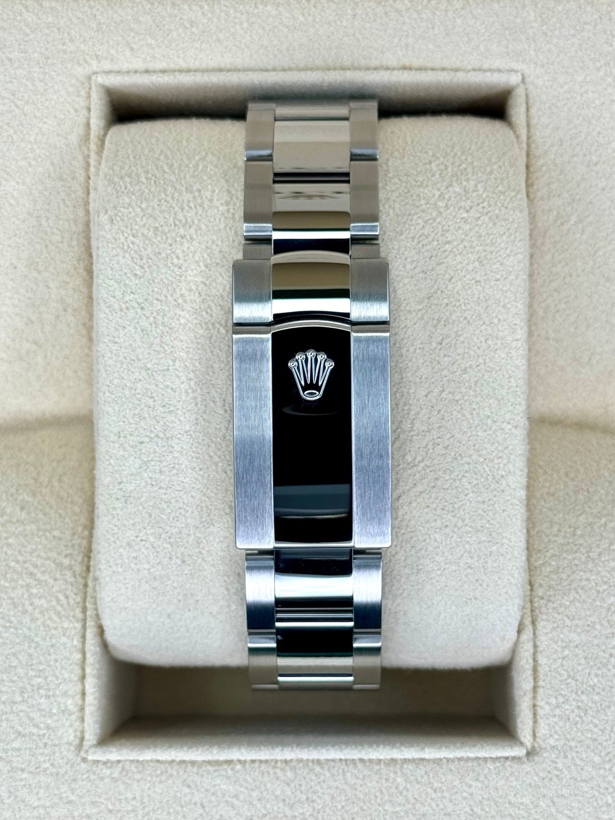 2024 Rolex Datejust 36mm 126284RBR MOP Diamond Dial (Unworn) - Image 2
