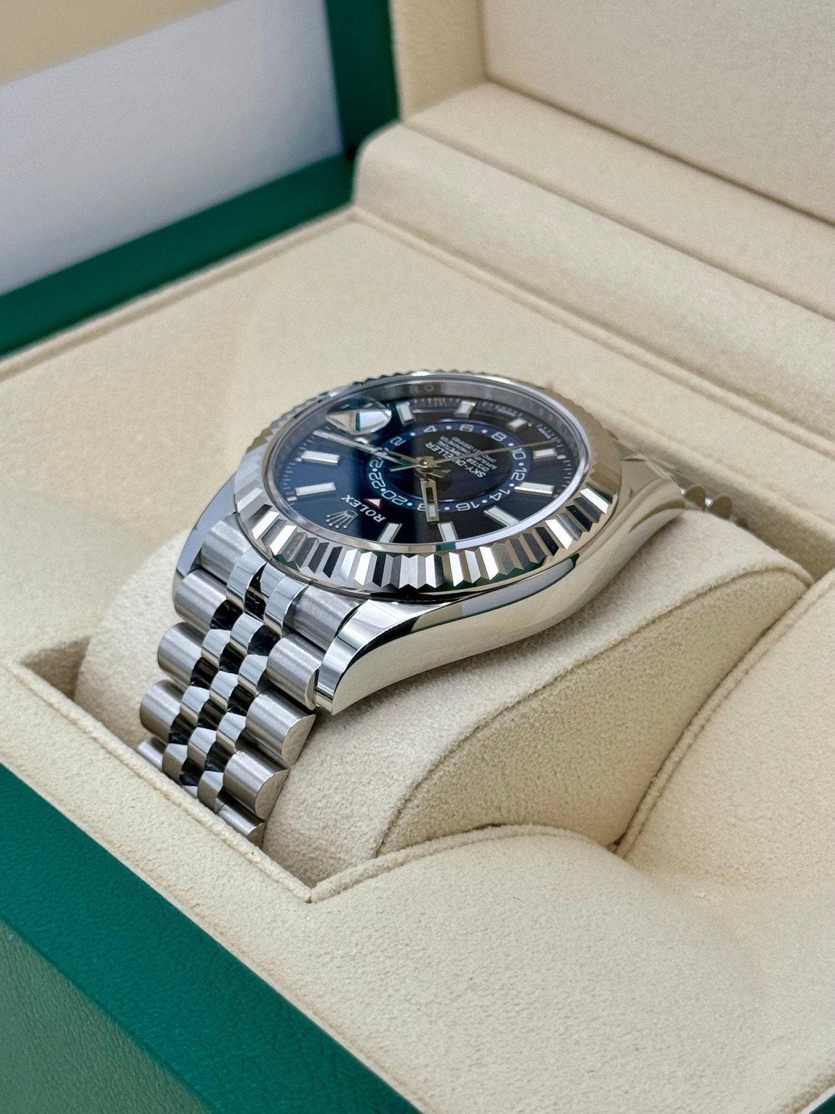 2024 Rolex Sky-Dweller 42mm 336934 Jubilee Blue Dial (Unworn) - Image 7