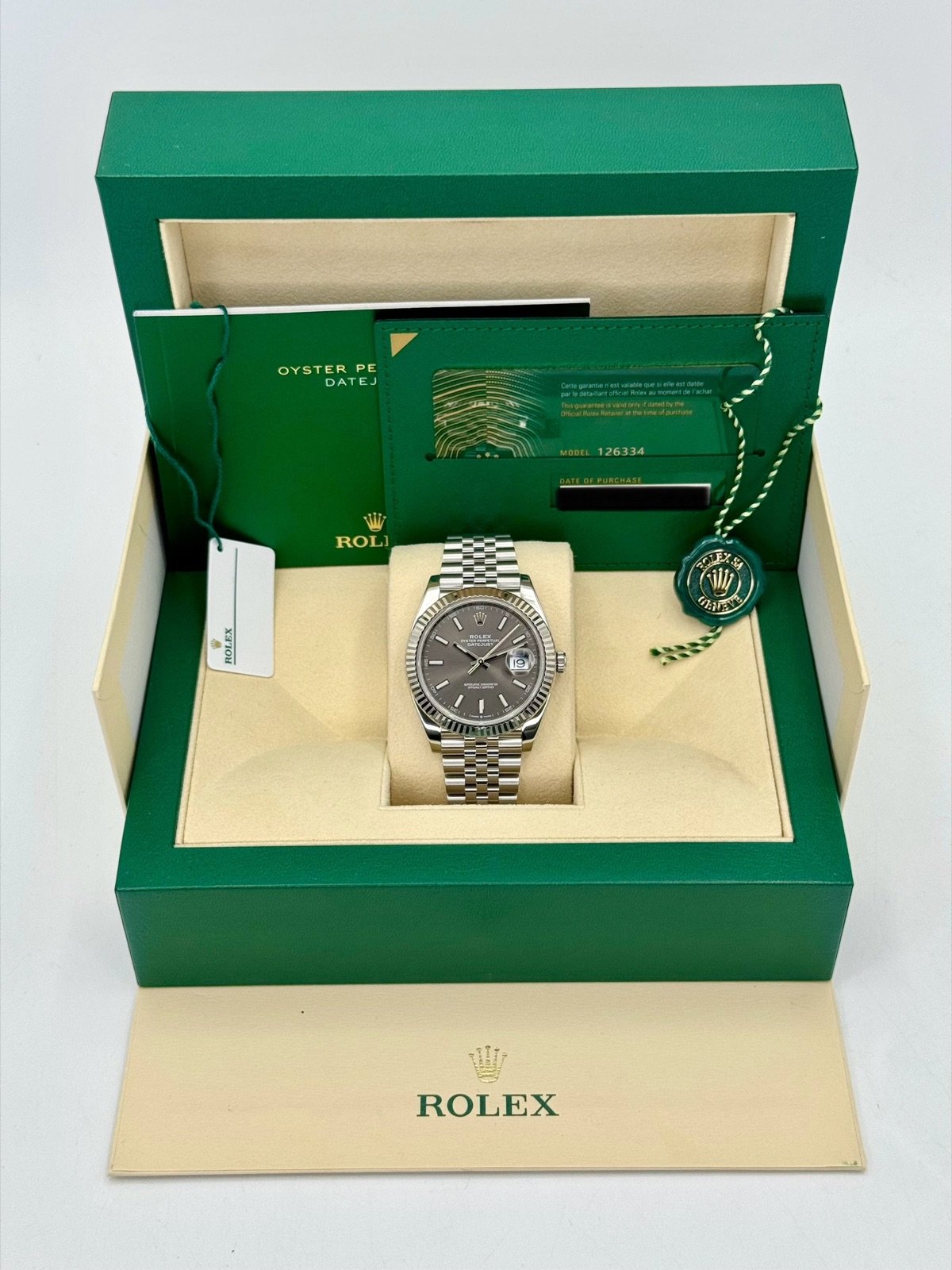 2021 Rolex Datejust 41mm 126334 Stainless Steel Jubilee Rhodium Dial - Image 11
