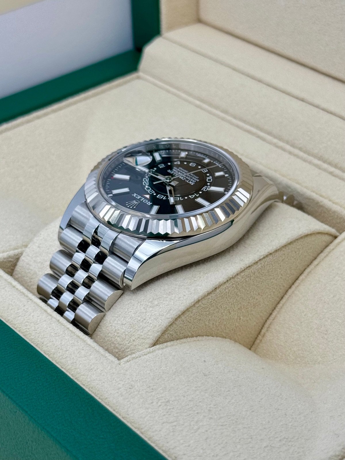 2023 Rolex Sky-Dweller 42mm 336934 Jubilee Black Dial (Unworn) - Image 7