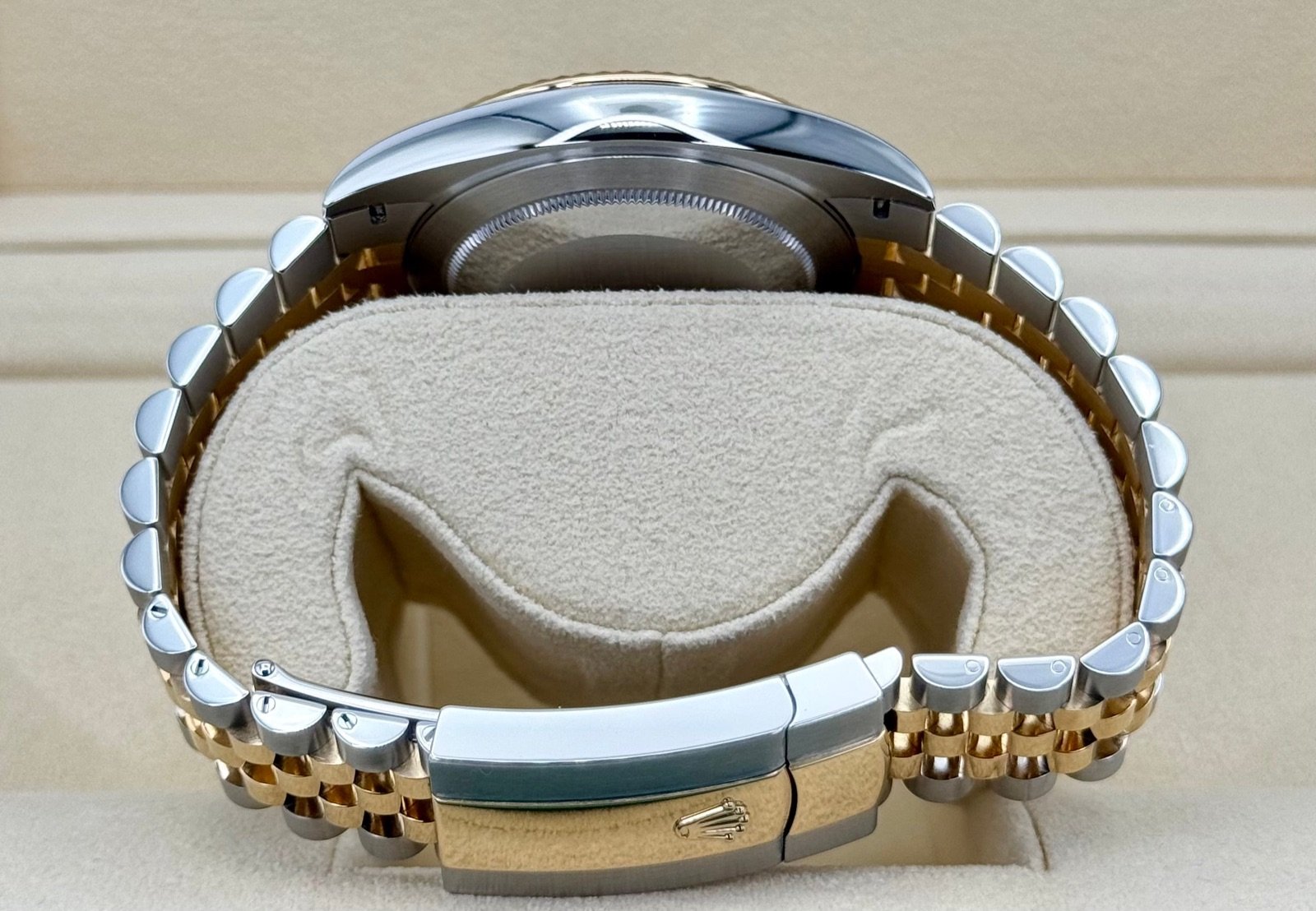 2023 Rolex Datejust 41mm 126333 Two-Tone Jubilee White Dial - Image 10