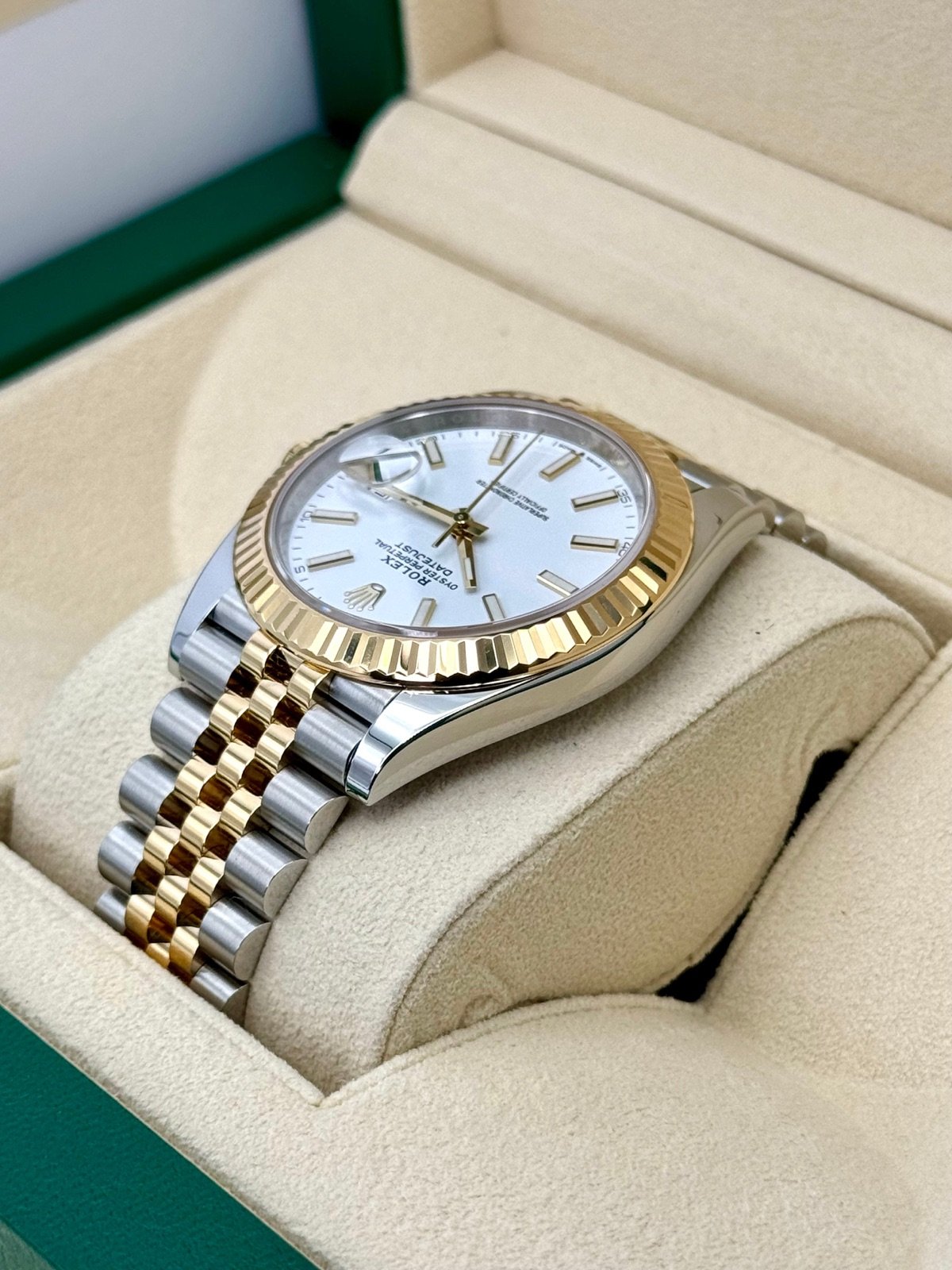 2023 Rolex Datejust 41mm 126333 Two-Tone Jubilee White Dial - Image 7