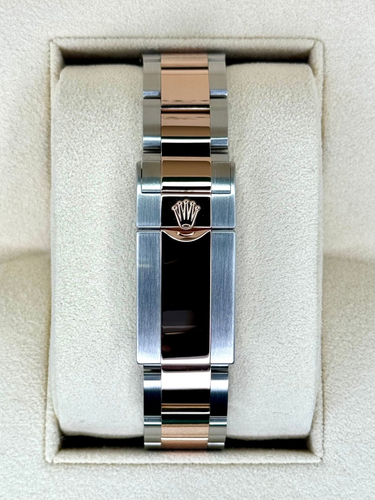 2018 Rolex Yacht-Master II 44mm 116681 Two-Tone White Dial - Image 2