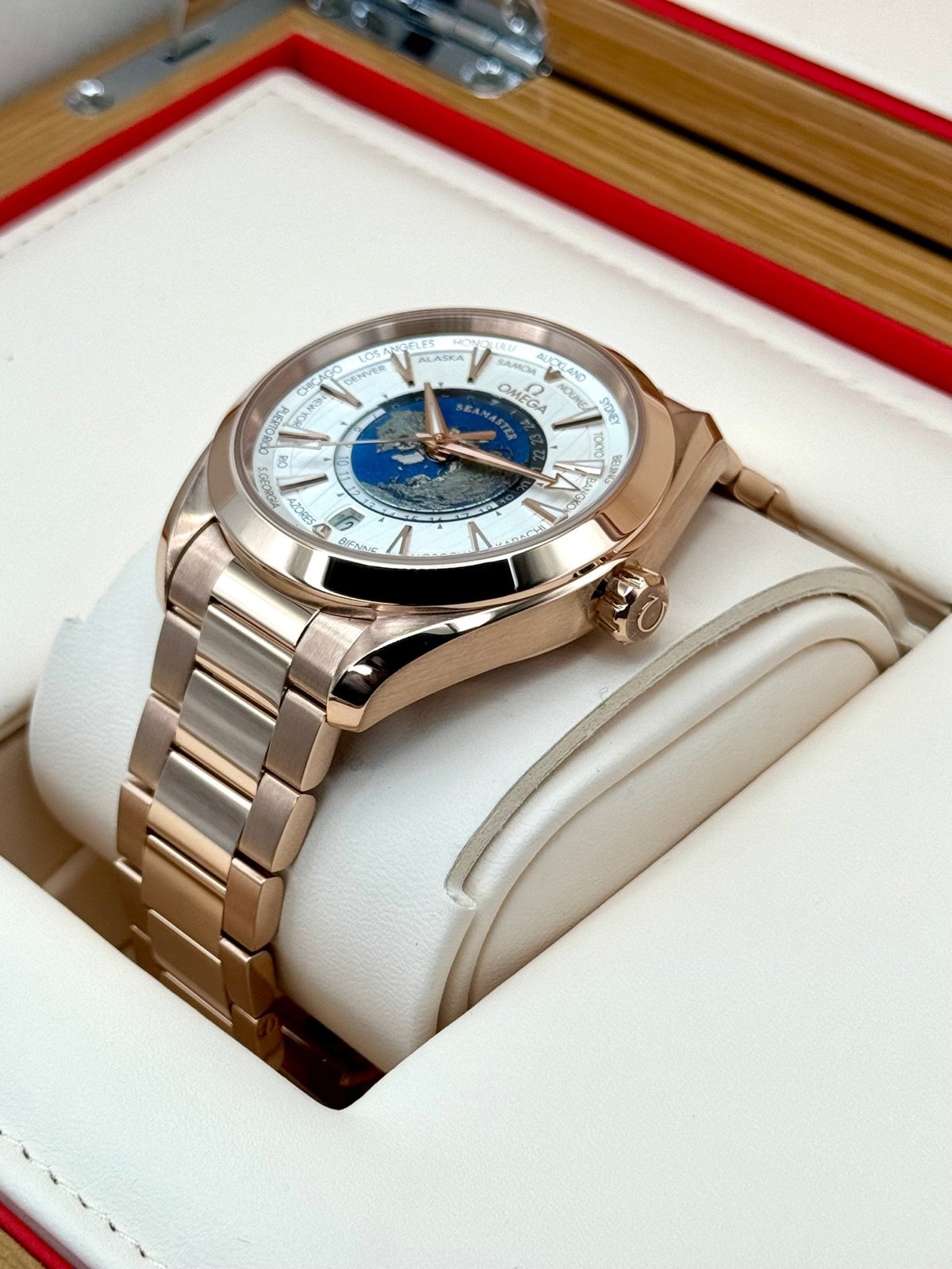 2022 Omega Seamaster Aqua Terra Sedna Gold 22050432202001 - Image 5