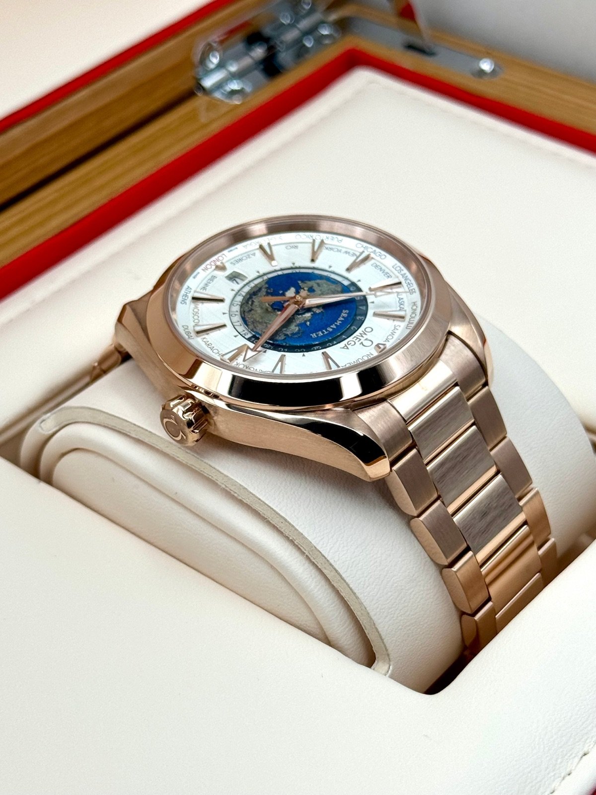 2022 Omega Seamaster Aqua Terra Sedna Gold 22050432202001 - Image 8