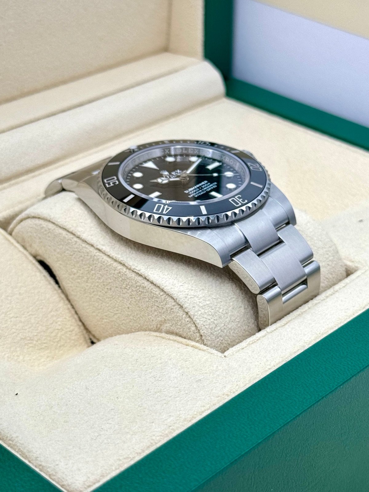 2024 Rolex Submariner 41mm 124060 Stainless Steel Black Dial (Unworn) - Image 6