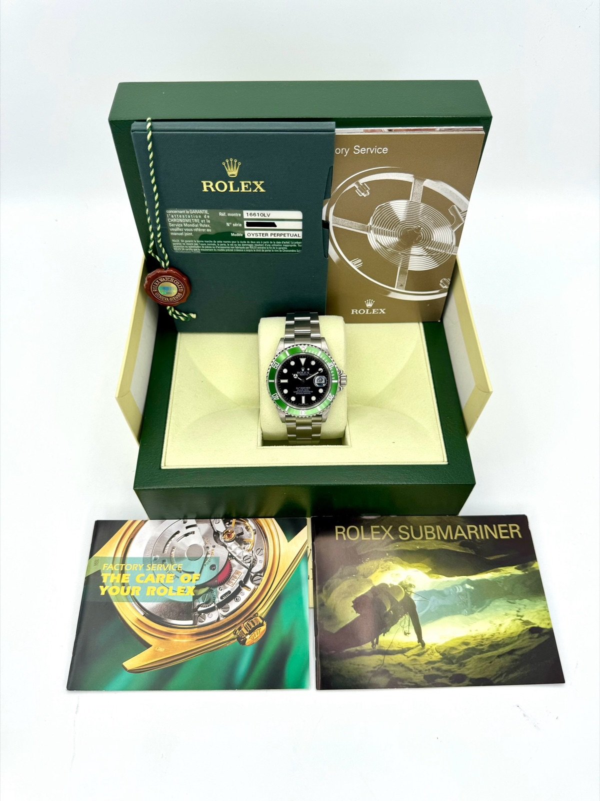 2009 Rolex Submariner “Kermit” 40mm 16610LV Stainless Steel Black Dial - Image 11