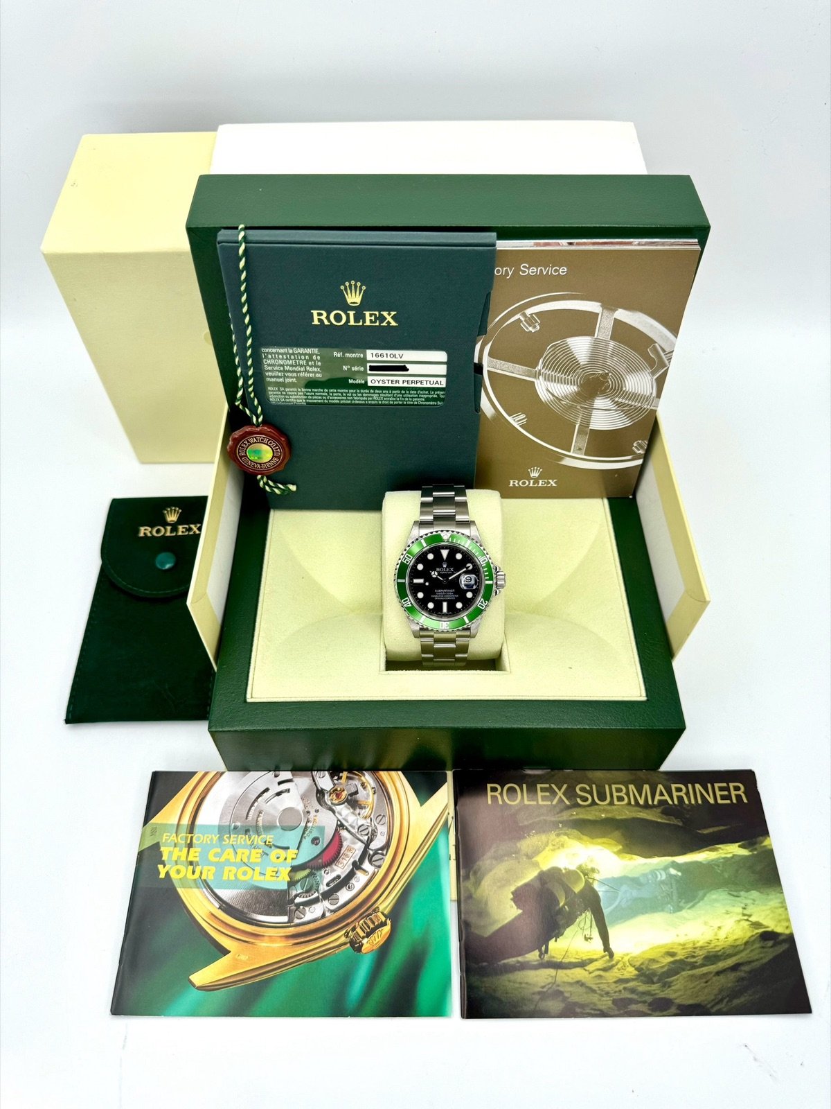 2009 Rolex Submariner “Kermit” 40mm 16610LV Stainless Steel Black Dial - Image 12