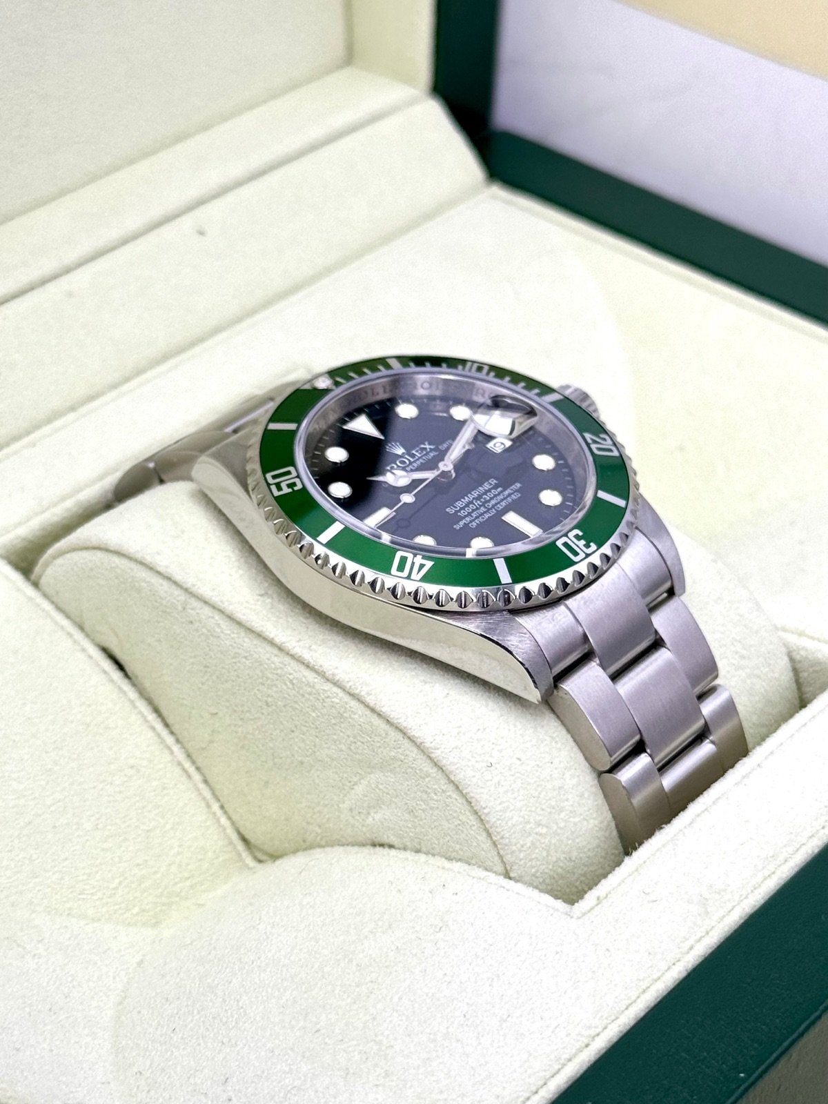 2009 Rolex Submariner “Kermit” 40mm 16610LV Stainless Steel Black Dial - Image 6