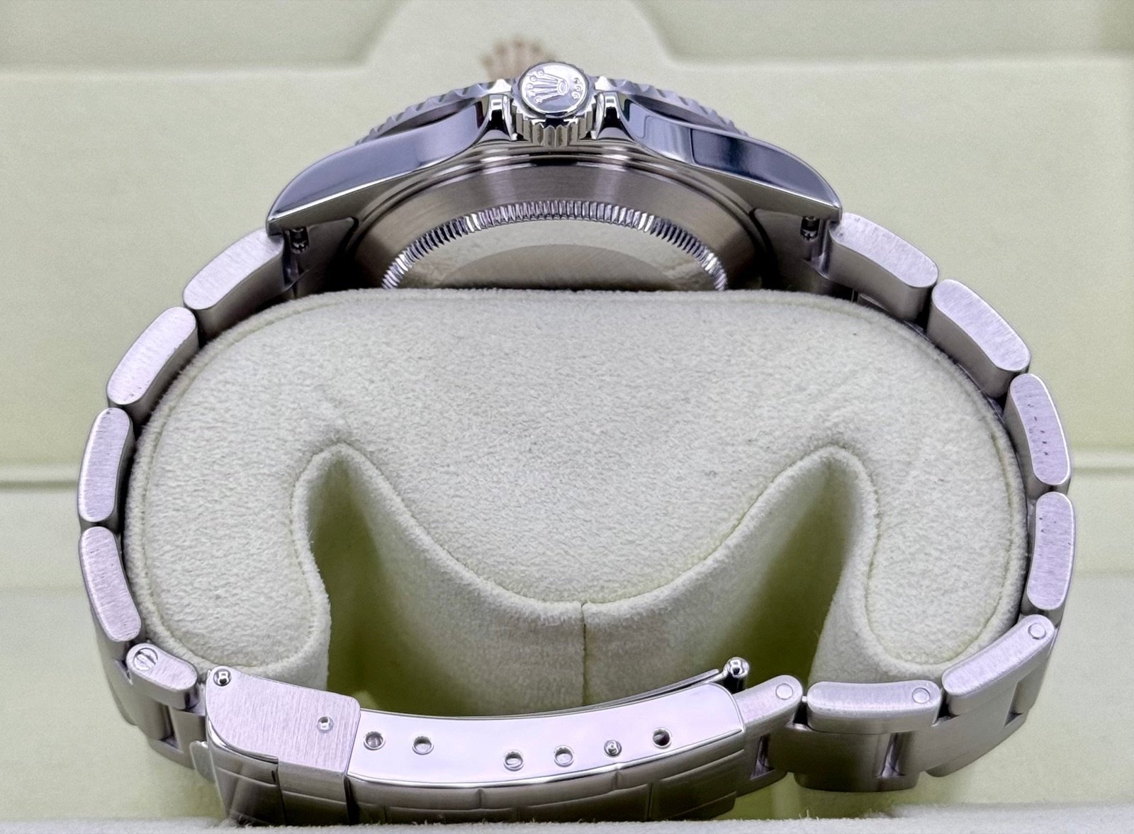 2009 Rolex Submariner “Kermit” 40mm 16610LV Stainless Steel Black Dial - Image 9