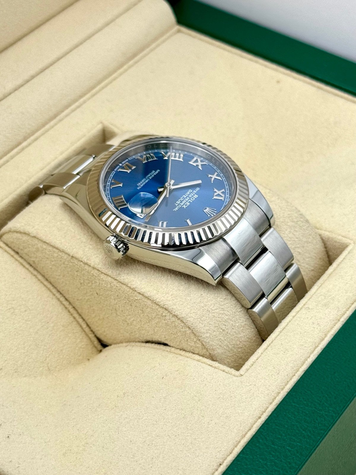 2021 Rolex Datejust 41mm 126334 Stainless Steel Oyster Blue Dial - Image 8