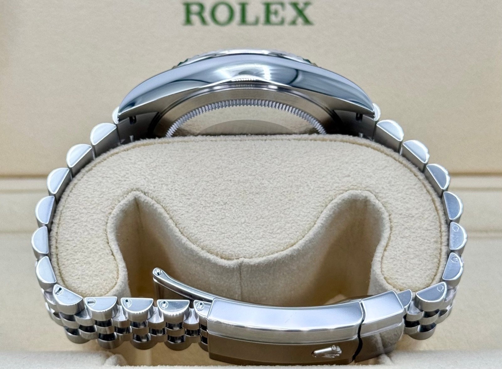 2024 Rolex Sky-Dweller 42mm 336934 Jubilee Black Dial (Unworn) - Image 10