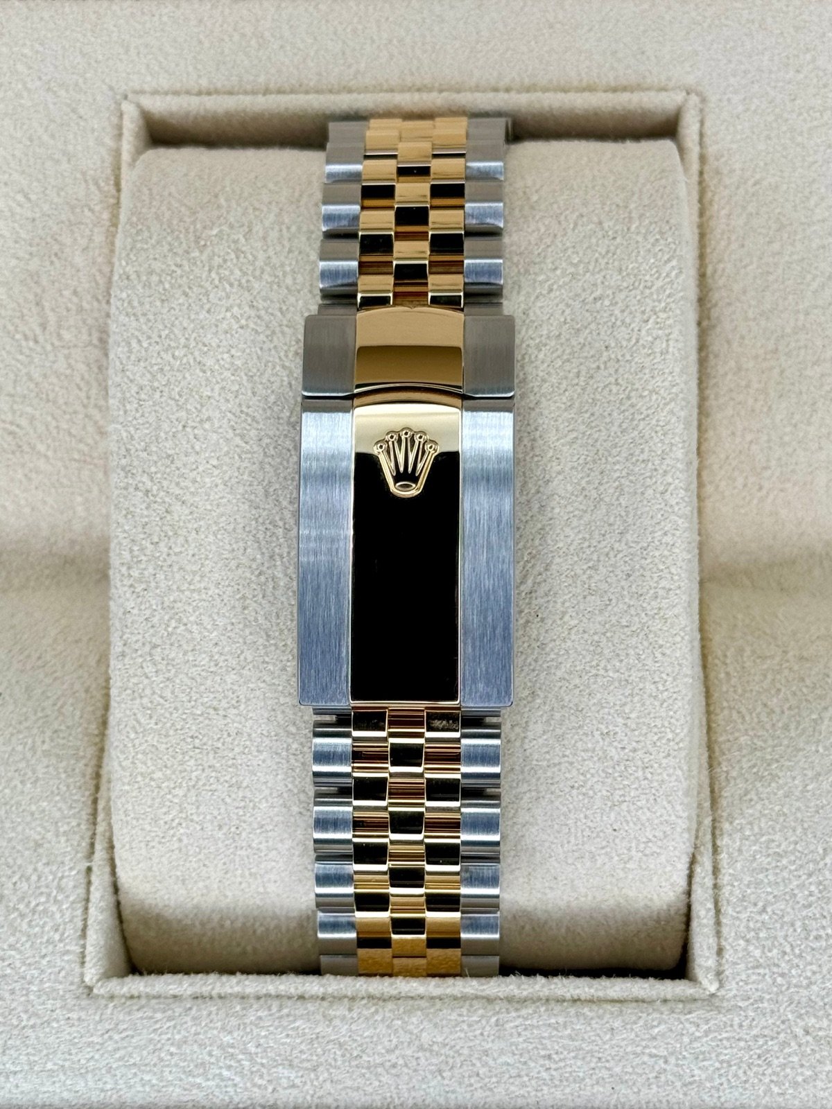 2024 Rolex Datejust 41mm 126333 Two-Tone Jubilee White Dial (Unworn) - Image 2