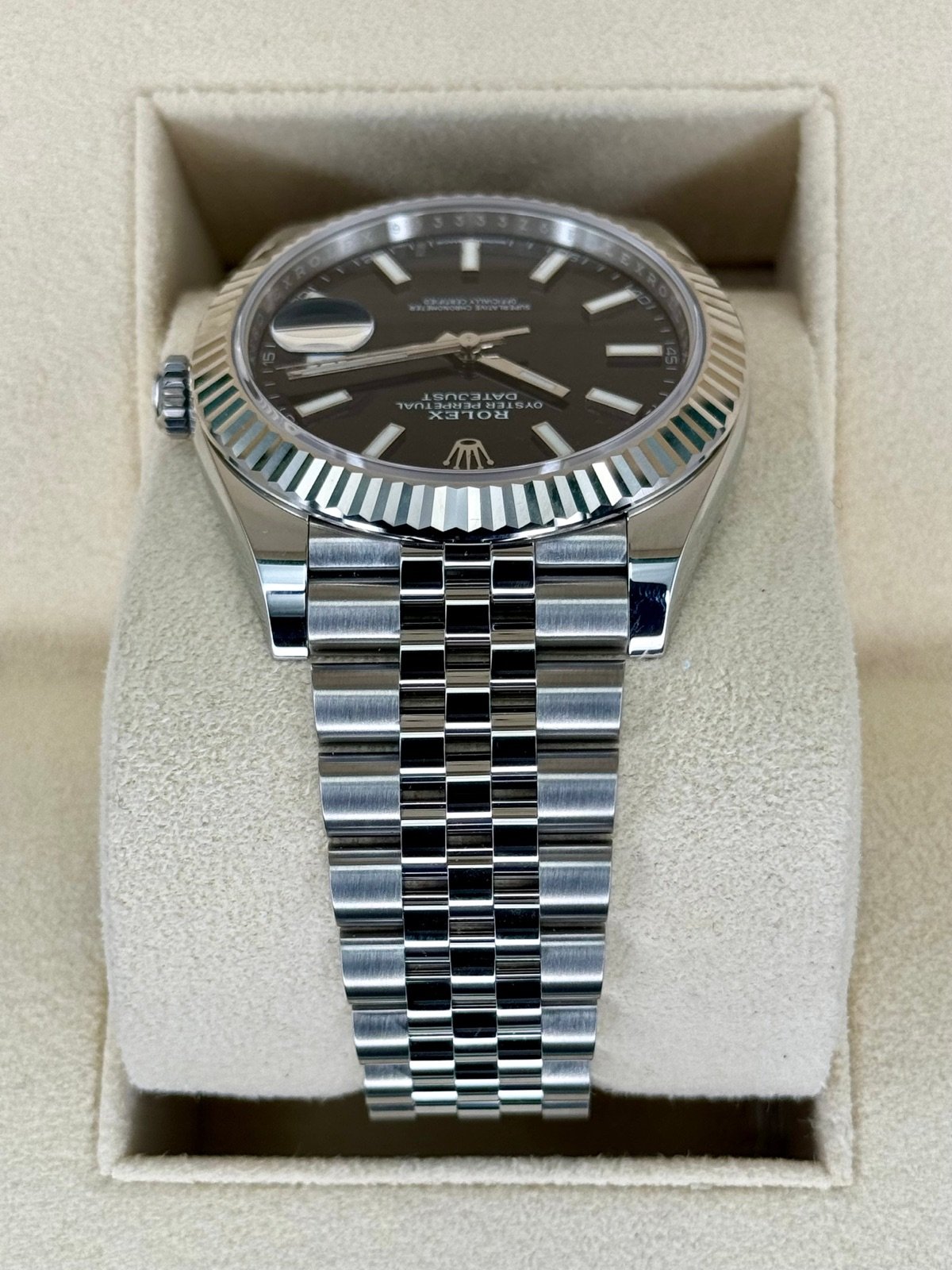 2024 Rolex Datejust 41mm 126334 Stainless Steel Jubilee Black Dial (Unworn) - Image 4