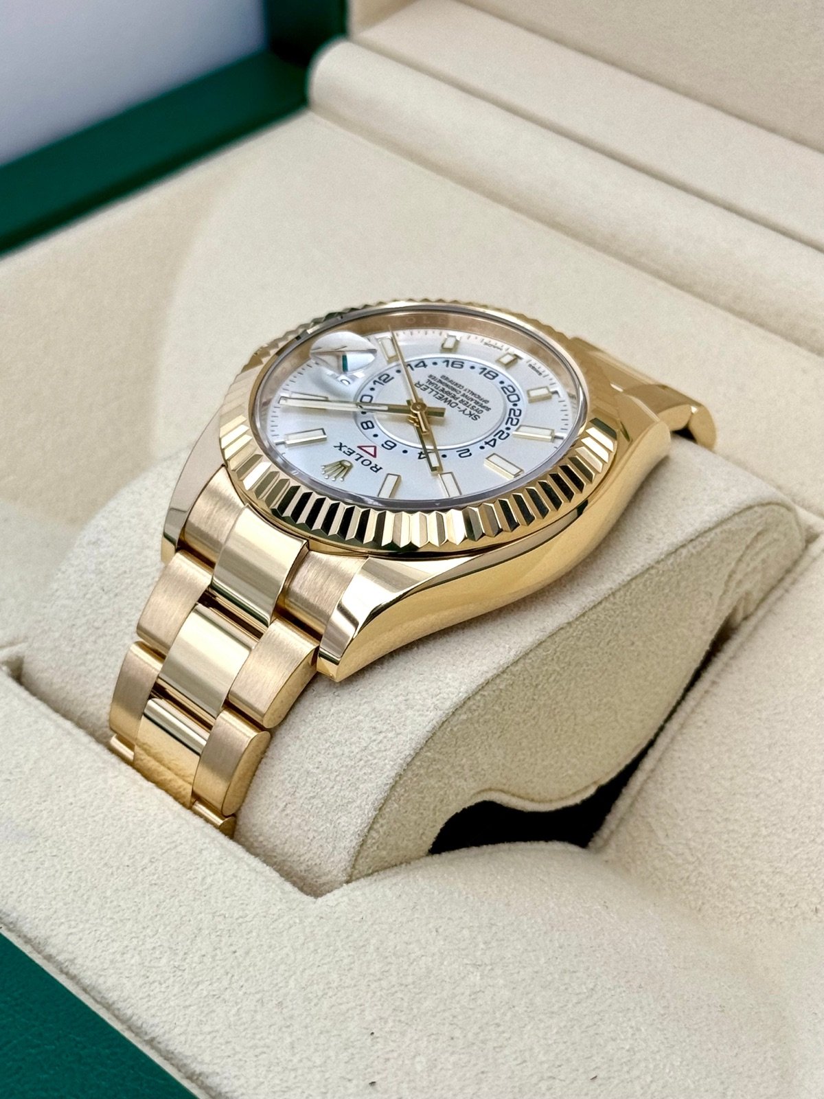 2022 Rolex Sky-Dweller 42mm 326938 18K Yellow Gold Oyster White Dial - Image 7