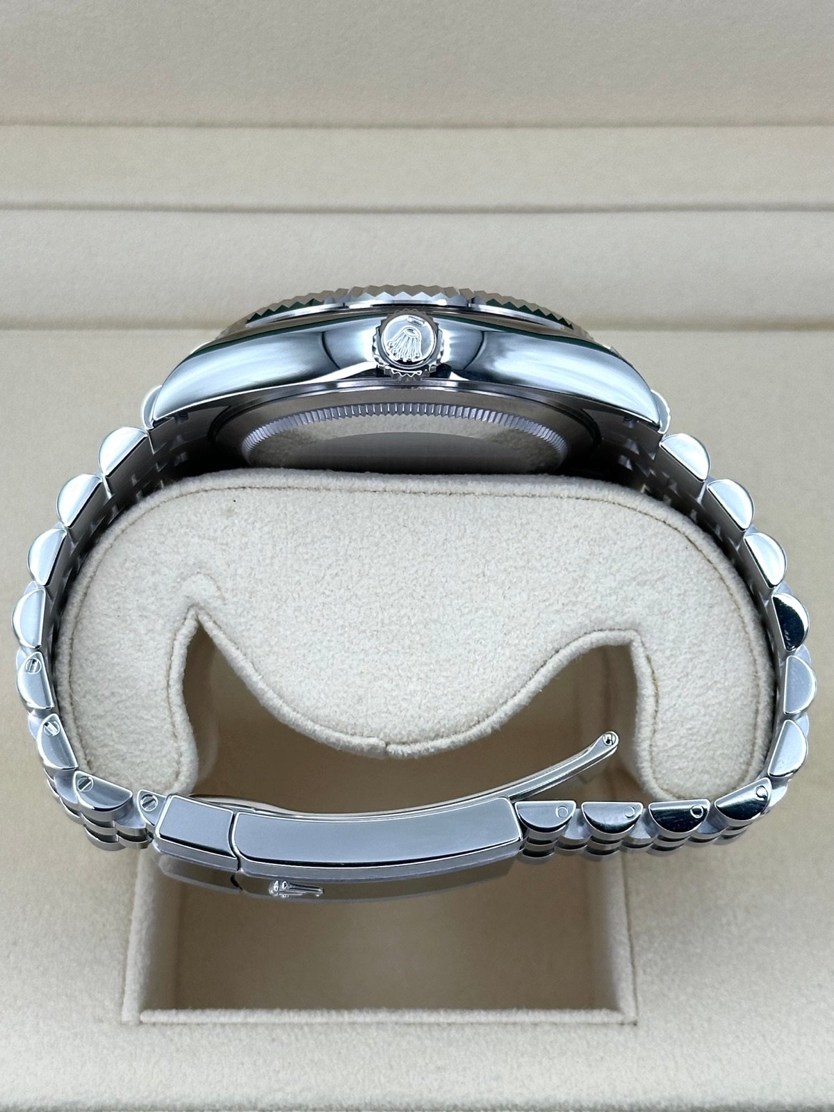 2024 Rolex Sky-Dweller 42mm 336934 Jubilee Blue Dial (Unworn) - Image 10