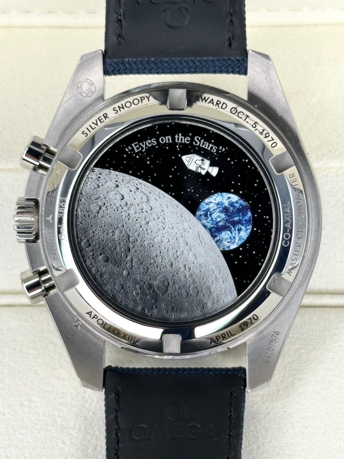 2023 Omega Speedmaster Silver Snoopy Award 310.32.42.50.02.001 (Unworn) - Image 2