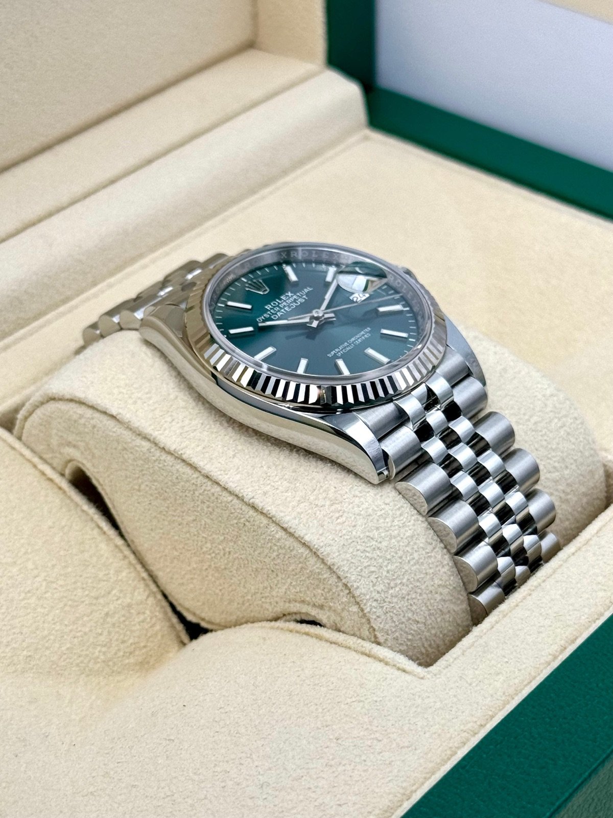 2023 Rolex Datejust 36mm 126234 Stainless Steel Jubilee Green Dial (Unworn) - Image 6