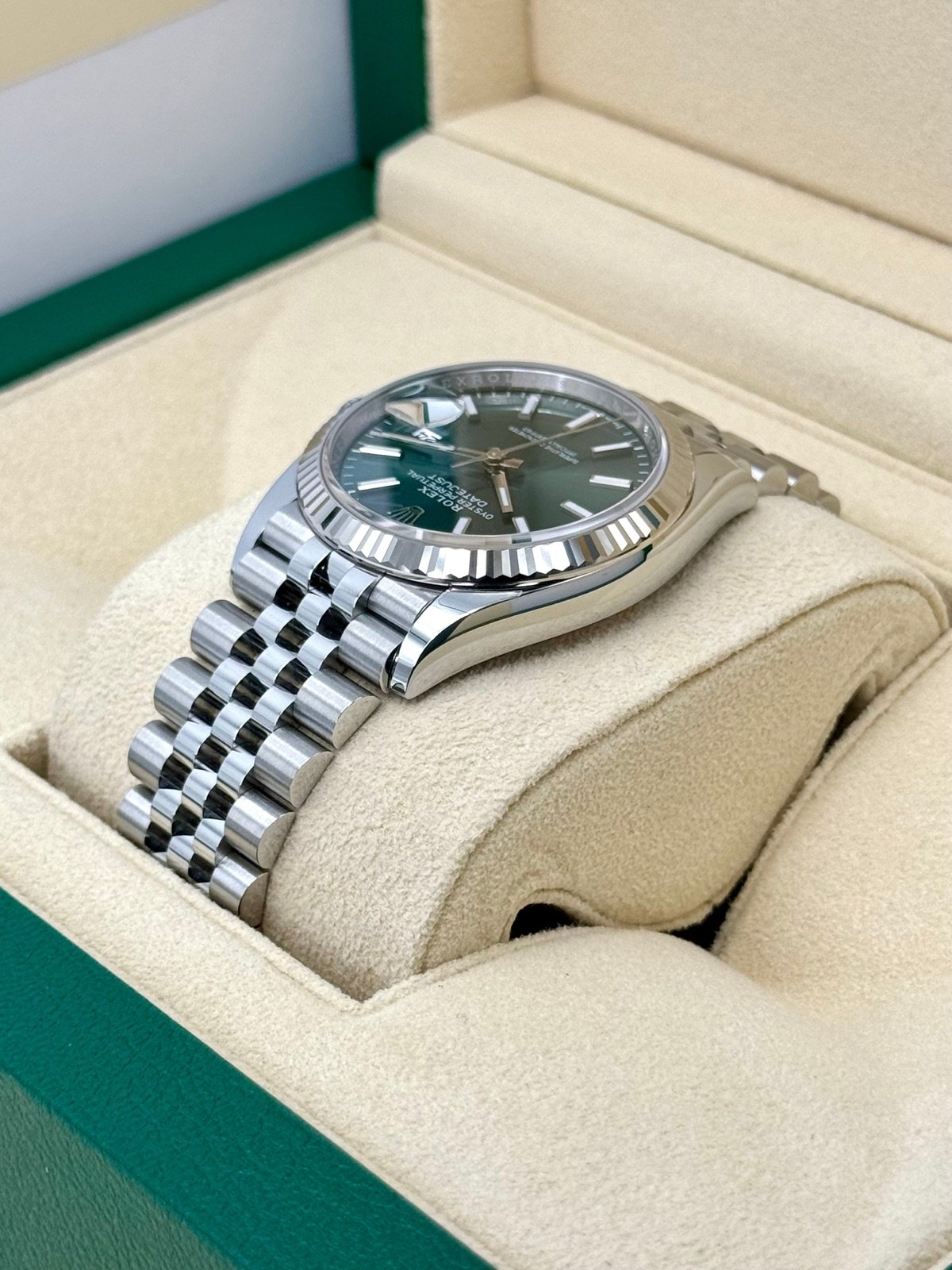 2023 Rolex Datejust 36mm 126234 Stainless Steel Jubilee Green Dial (Unworn) - Image 7