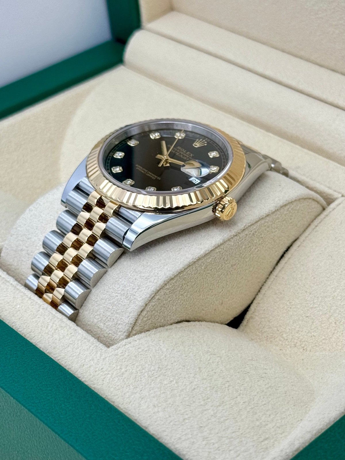 2023 Rolex Datejust 41mm 126333 Two-Tone Jubilee Black Diamond Dial - Image 5