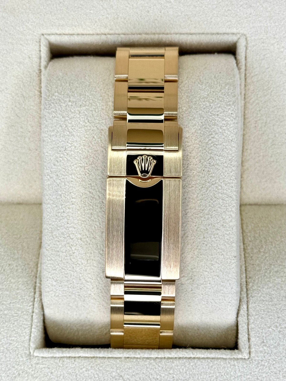 2023 Rolex Daytona “Paul Newman” 40mm 116508 Yellow Gold Black Dial - Image 2