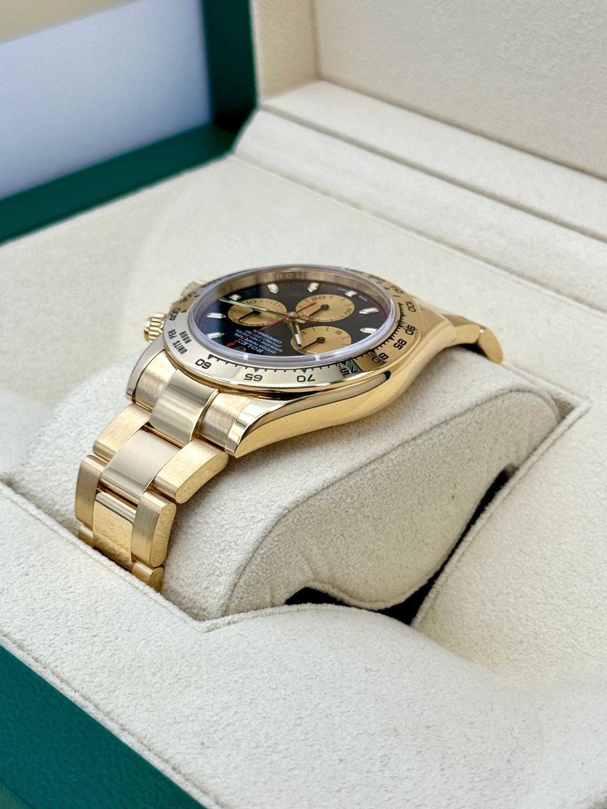 2023 Rolex Daytona “Paul Newman” 40mm 116508 Yellow Gold Black Dial - Image 7