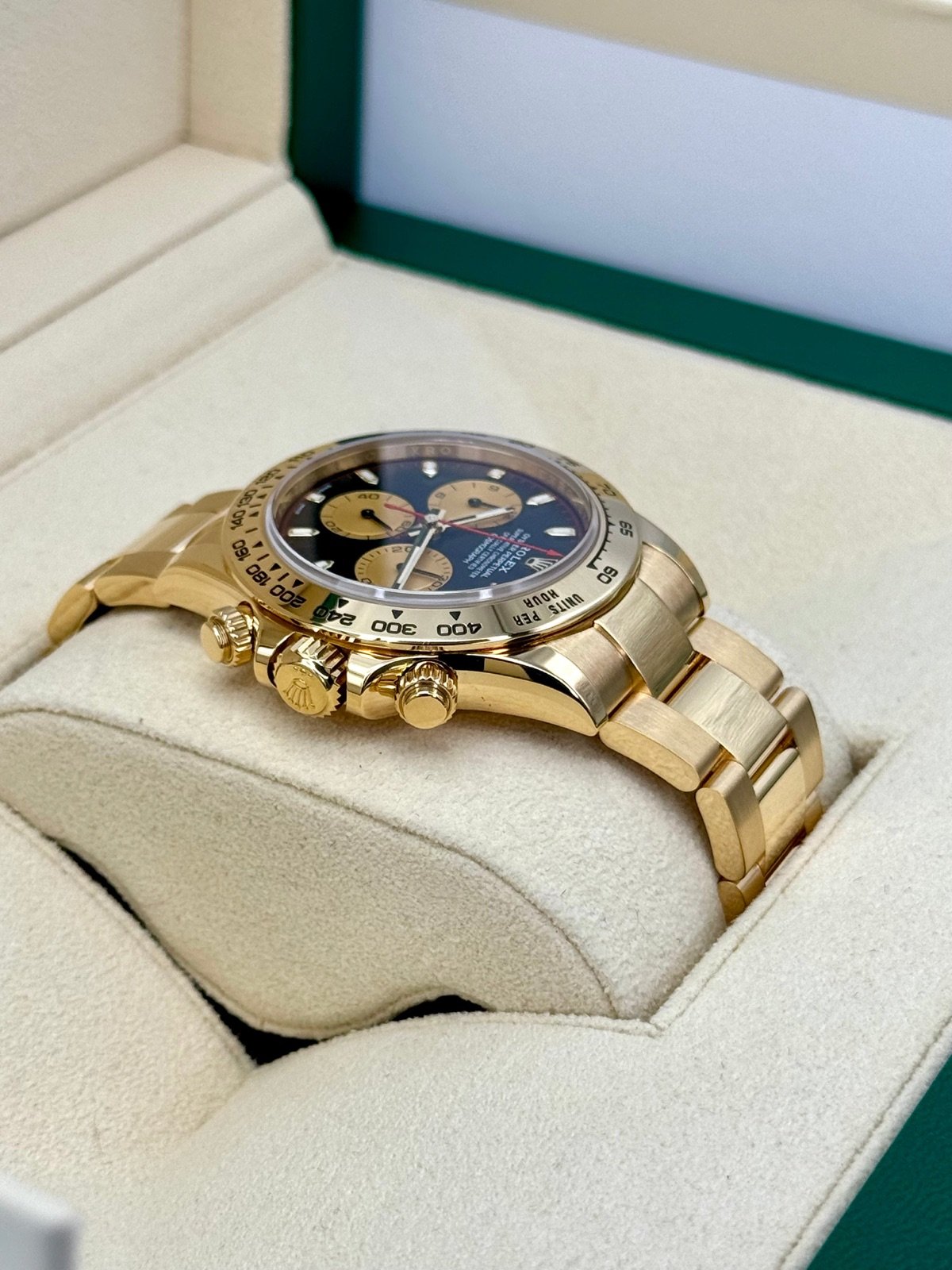 2023 Rolex Daytona “Paul Newman” 40mm 116508 Yellow Gold Black Dial - Image 8