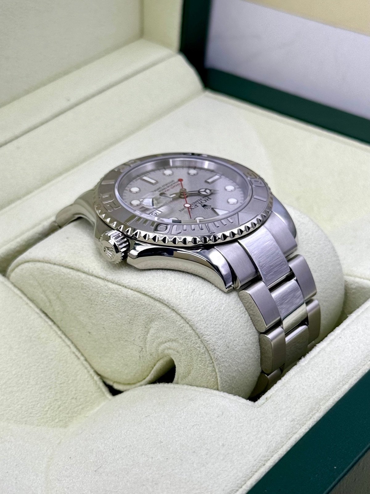 Rolex Yacht-Master 40mm 16622 Platinum Bezel and Dial - Image 8
