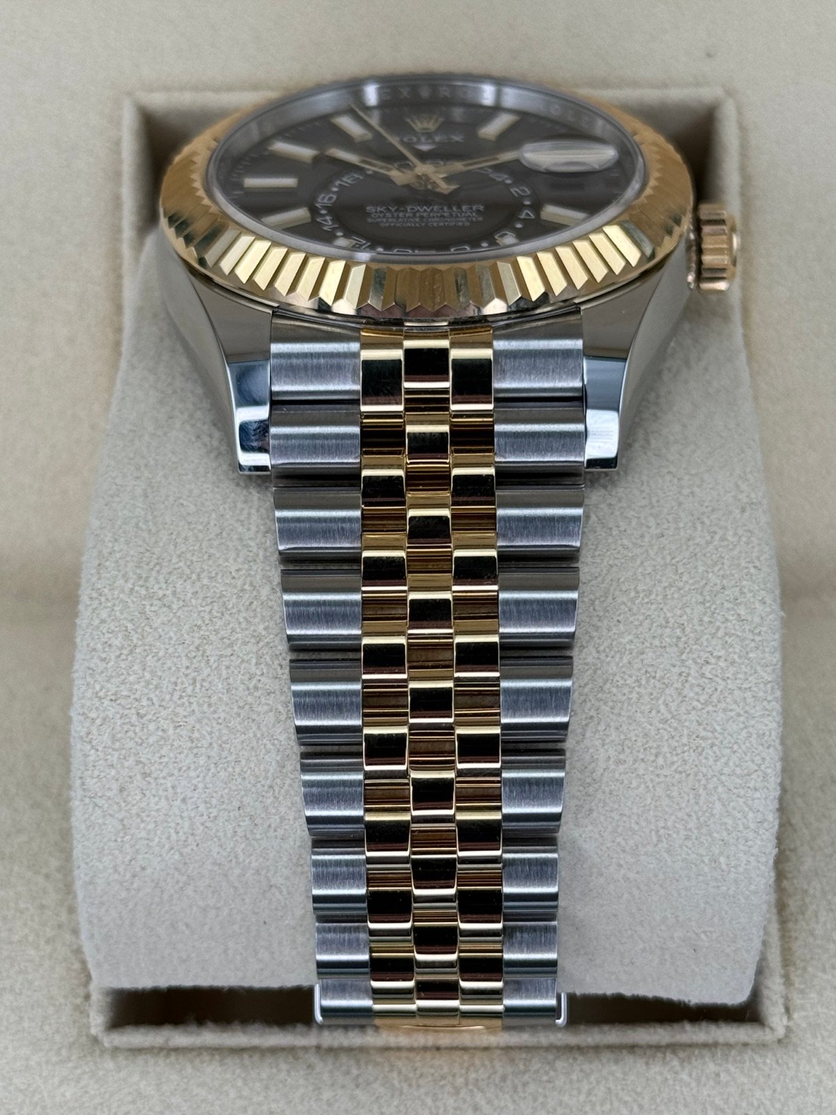 2024 Rolex Sky-Dweller 42mm 336933 Two-Tone Jubilee Black Dial (Unworn) - Image 3