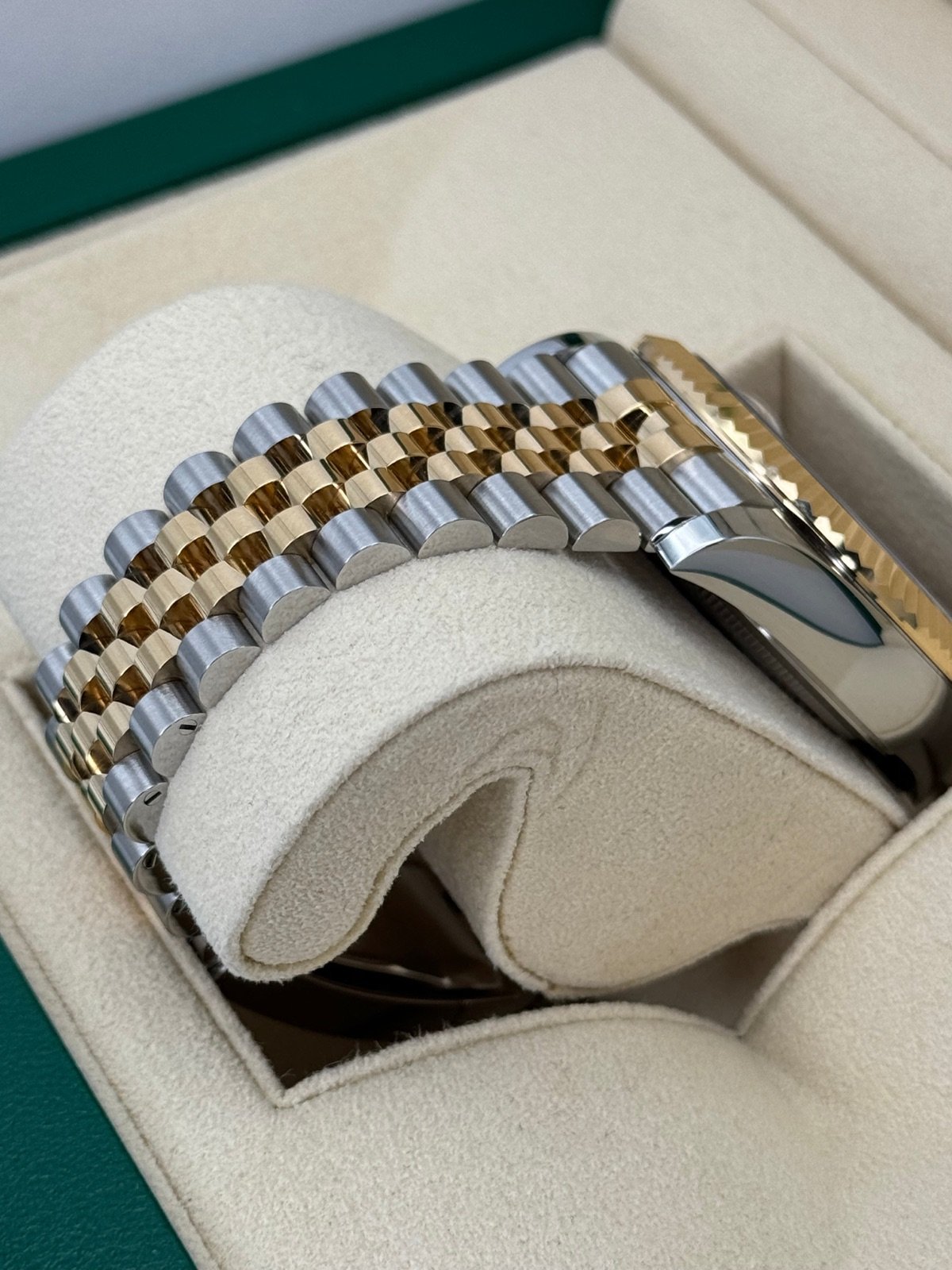 2024 Rolex Sky-Dweller 42mm 336933 Two-Tone Jubilee Black Dial (Unworn) - Image 7