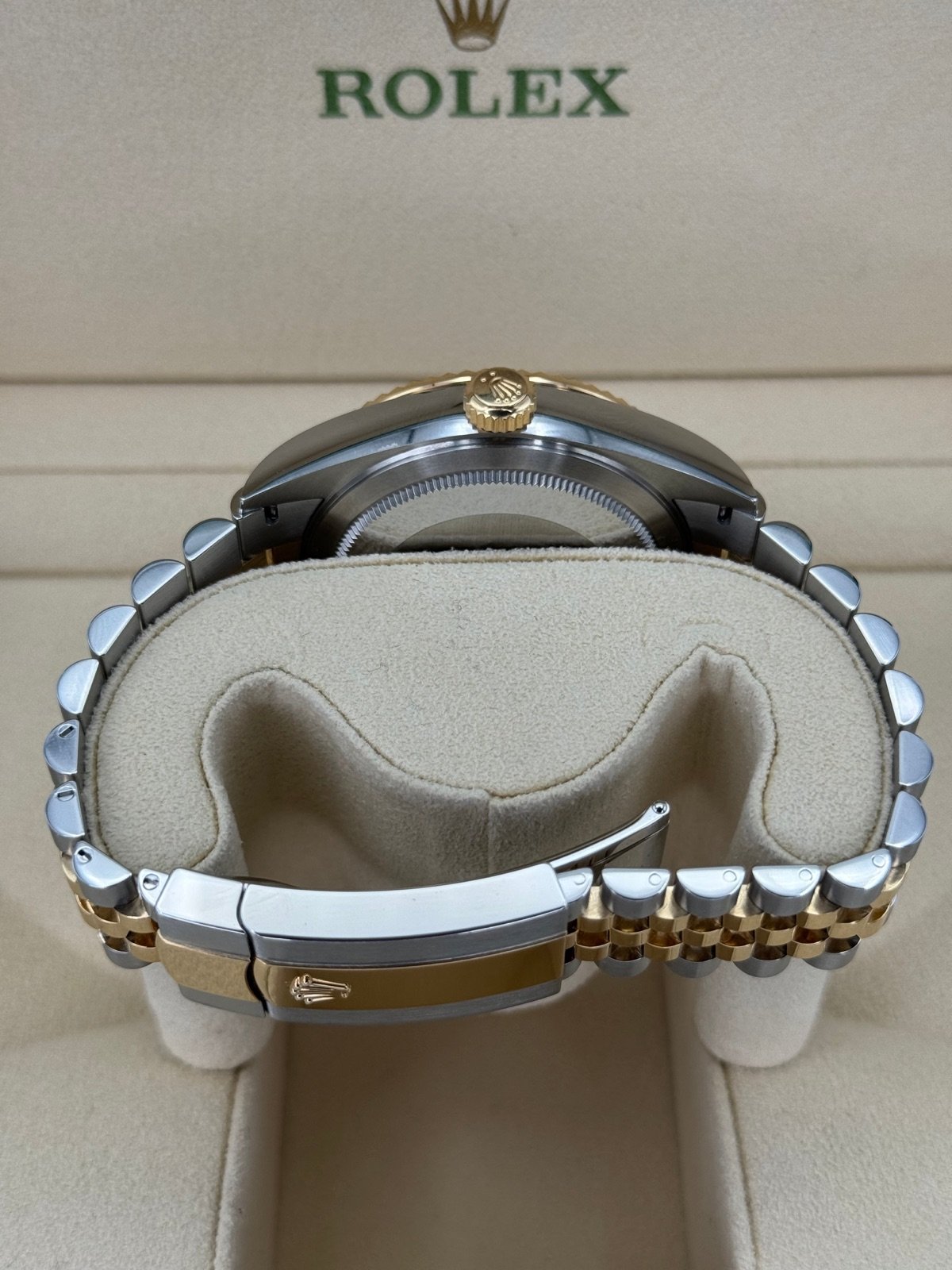 2024 Rolex Sky-Dweller 42mm 336933 Two-Tone Jubilee Black Dial (Unworn) - Image 9