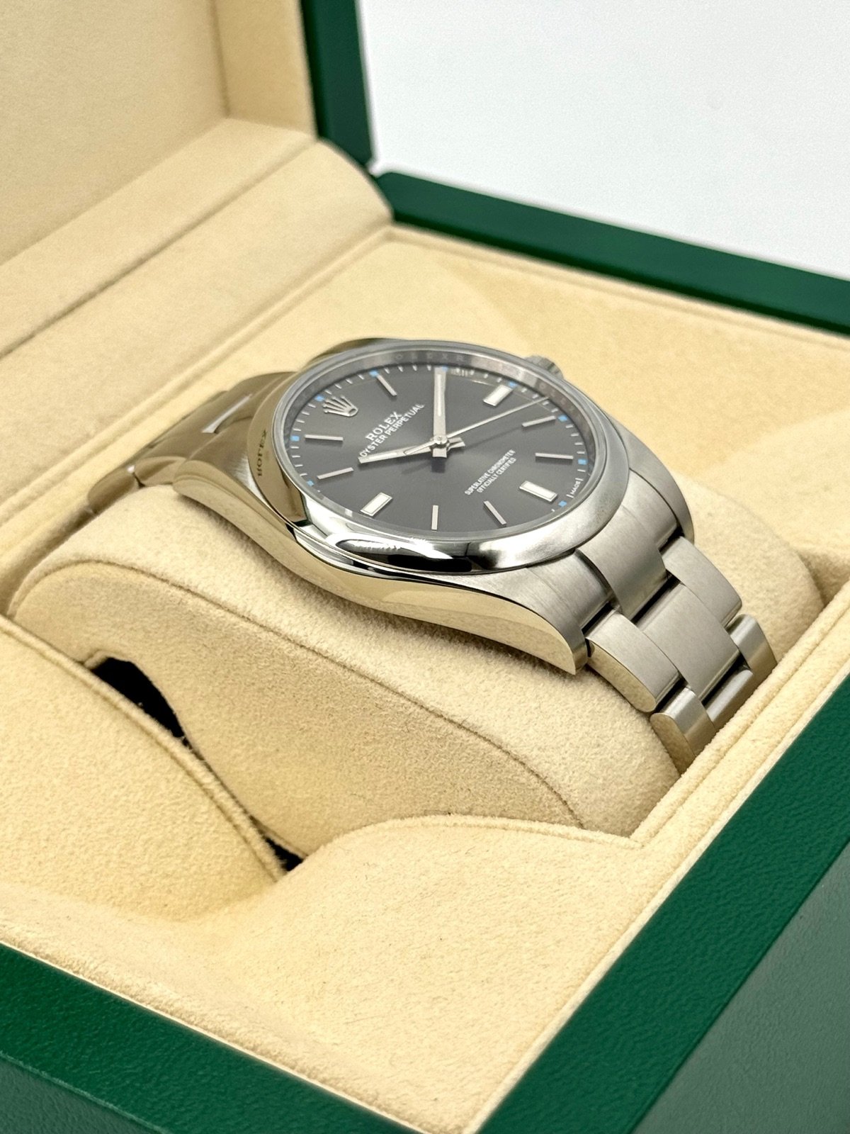 2017 Rolex Oyster Perpetual 39mm 114300 Rhodium Dial - Image 6