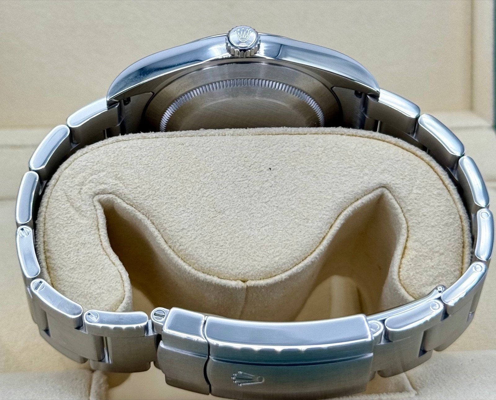 2017 Rolex Oyster Perpetual 39mm 114300 Rhodium Dial - Image 9