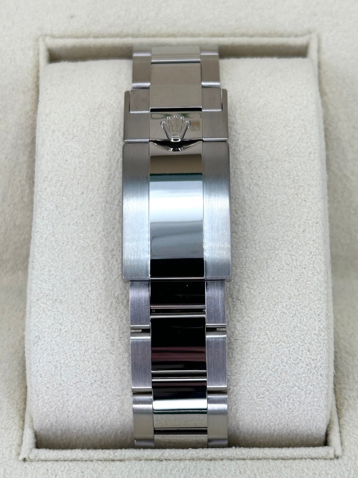 2024 Rolex Daytona 40mm 126509 White Gold Silver Ghost Dial (Unworn) - Image 2