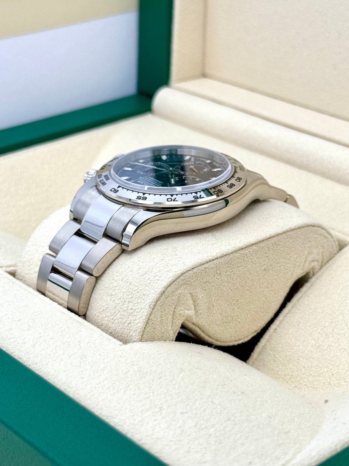 2022 Rolex Daytona 40mm 116509 White Gold Blue Dial - Image 7