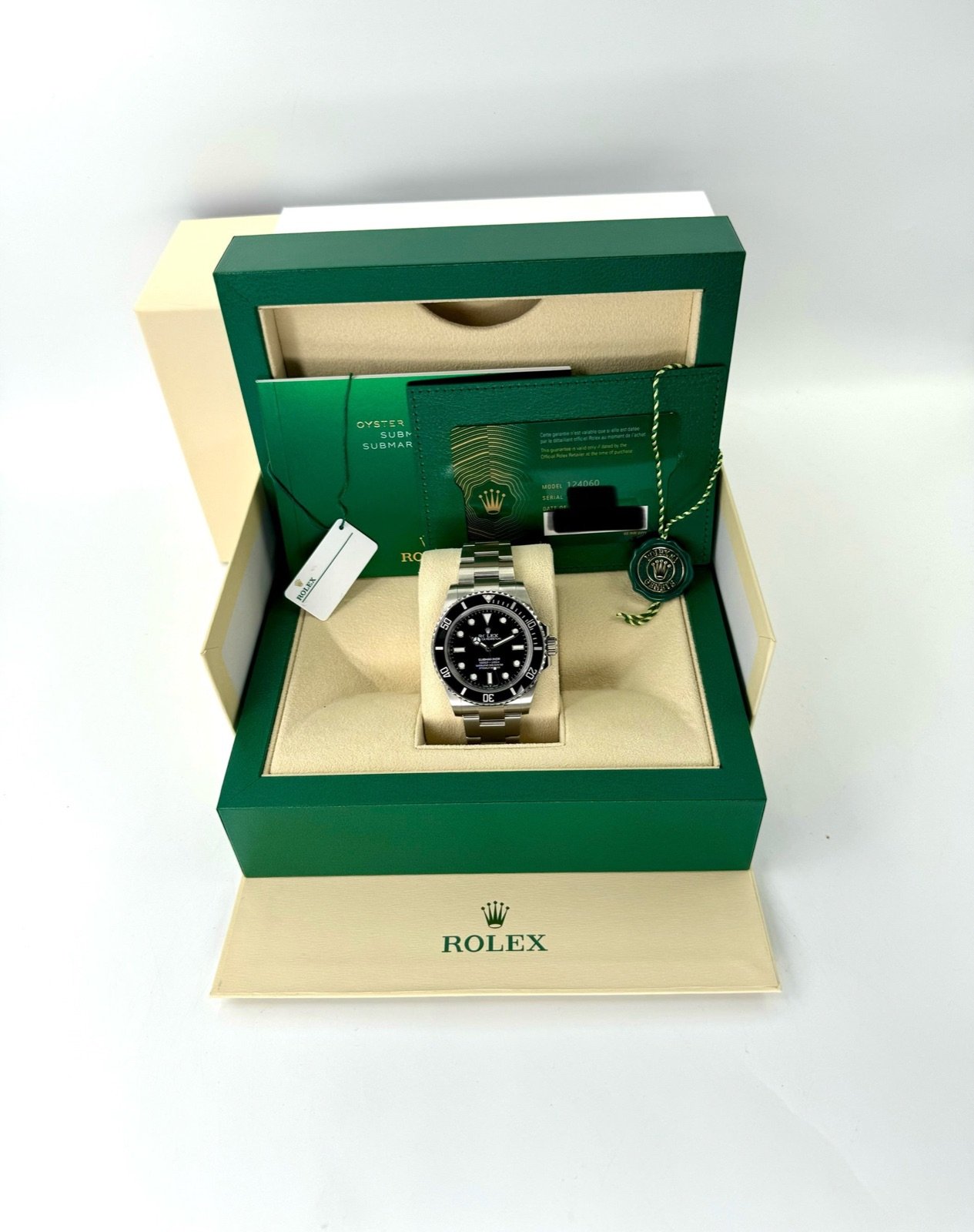 2024 Rolex Submariner 41mm 124060 Stainless Steel Black Dial (Unworn) - Image 12
