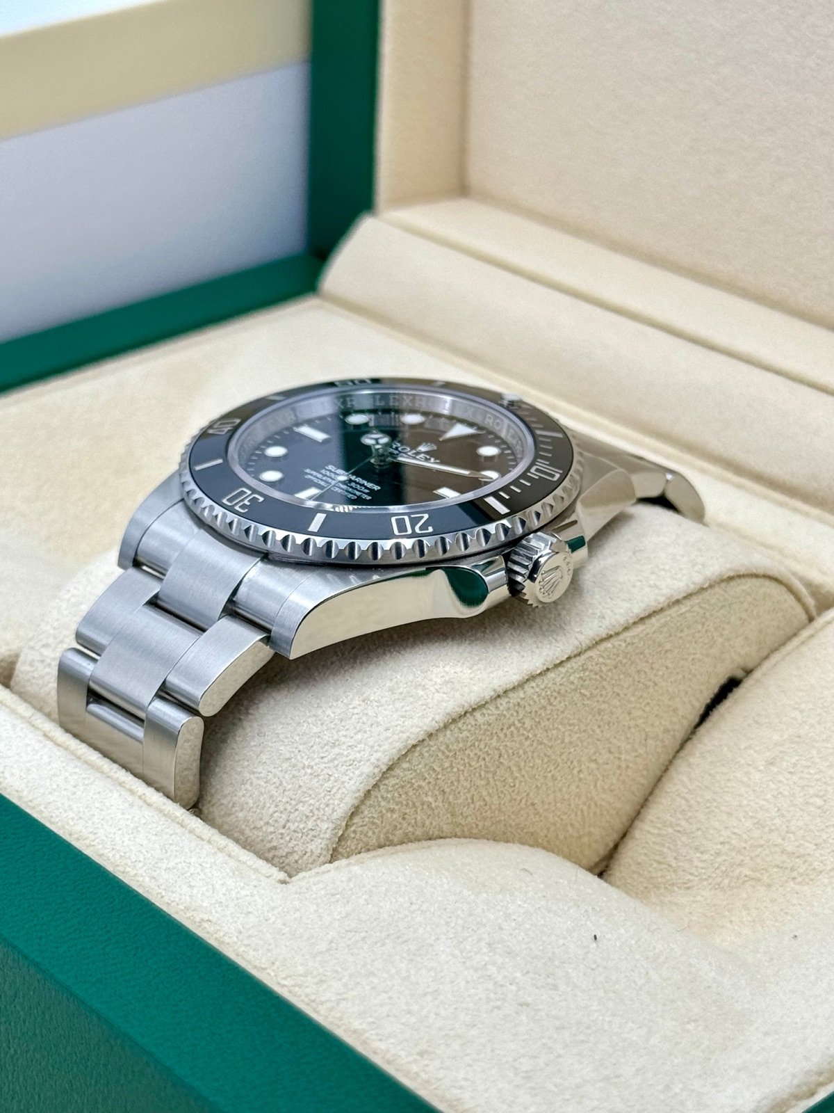 2024 Rolex Submariner 41mm 124060 Stainless Steel Black Dial (Unworn) - Image 5
