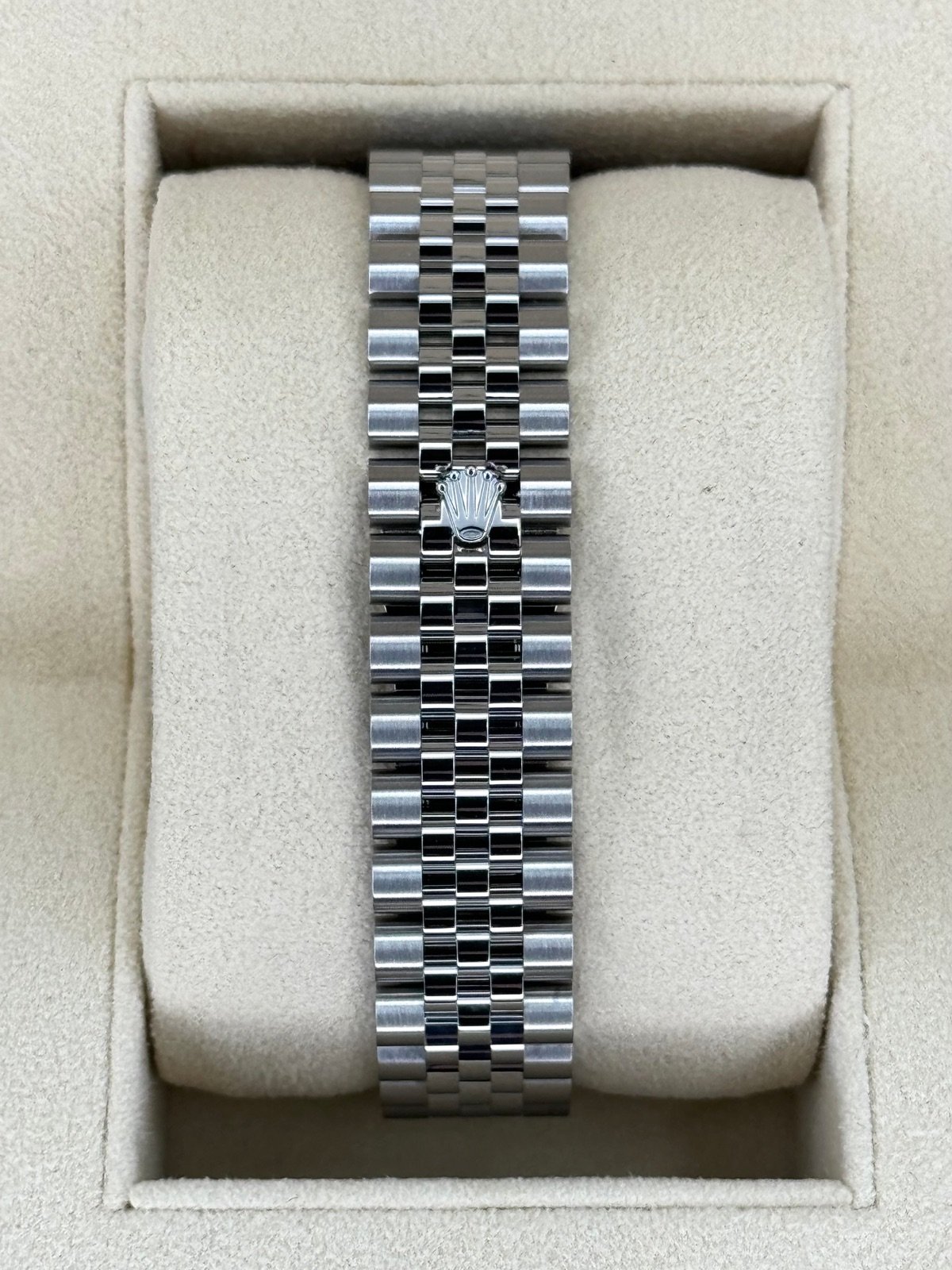 2024 Rolex Datejust 31mm 278274 Stainless Steel Jubilee Floral Dial (Unworn) - Image 2