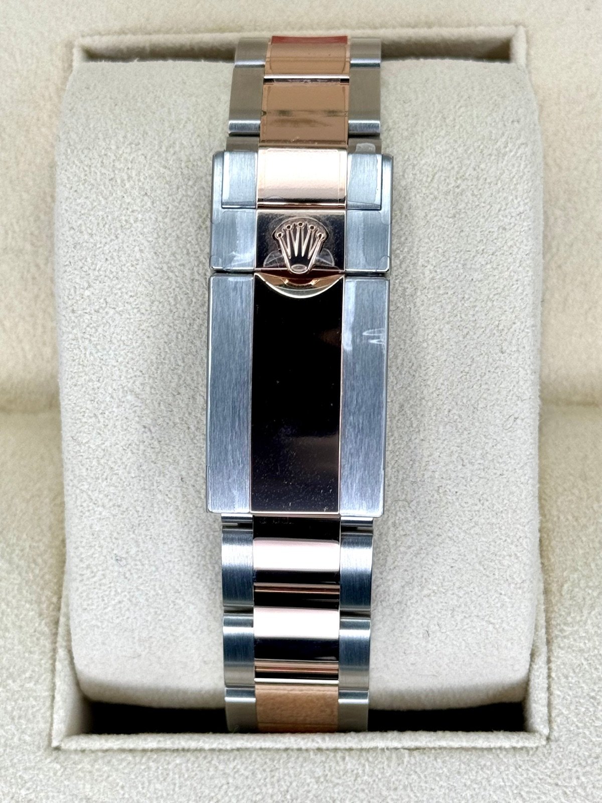 2022 Rolex GMT-Master II “Rootbeer” 40mm 126711CHNR Two-Tone (Unworn) - Image 2