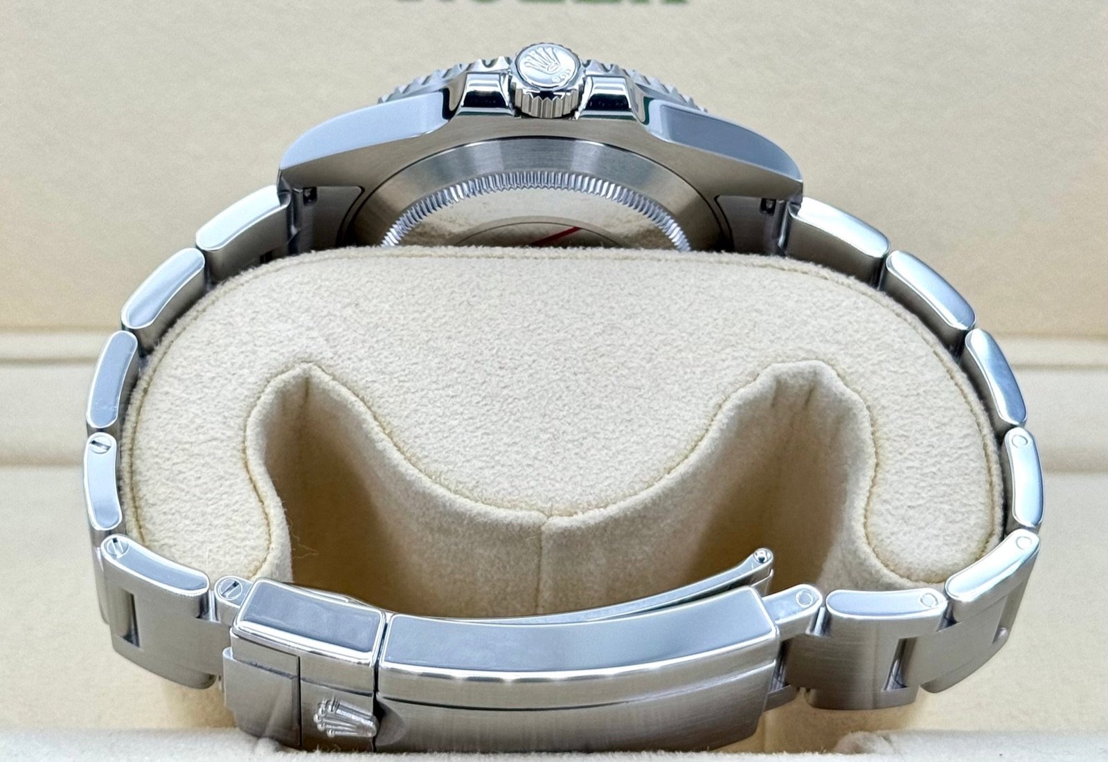 2015 Rolex Submariner “Hulk” 40mm 116610LV Green Dial - Image 9