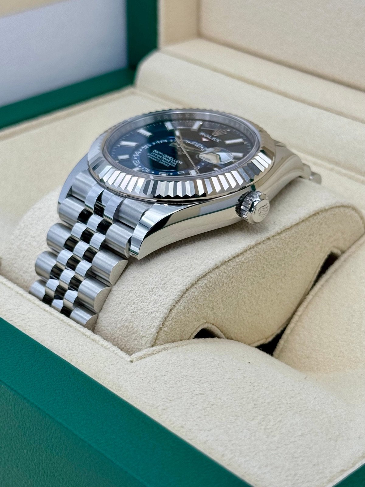 2023 Rolex Sky-Dweller 42mm 336934 Jubilee Blue Dial (Unworn) - Image 6