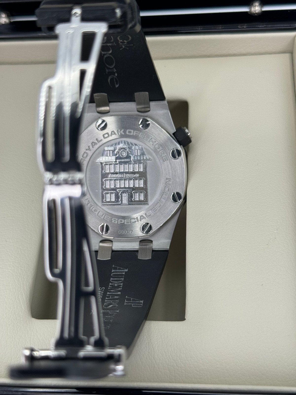 2010 Audemars Piguet Royal Oak Offshore Diver 15701ST - Image 11