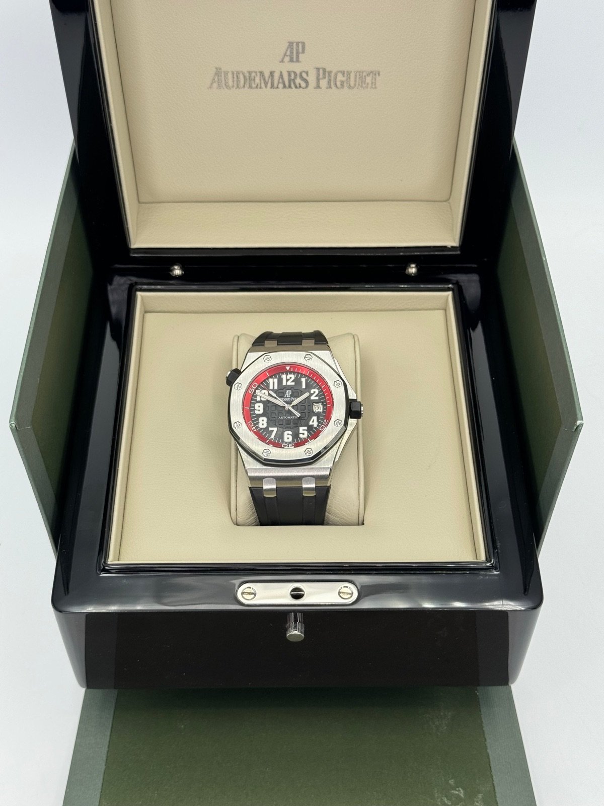 2010 Audemars Piguet Royal Oak Offshore Diver 15701ST - Image 12