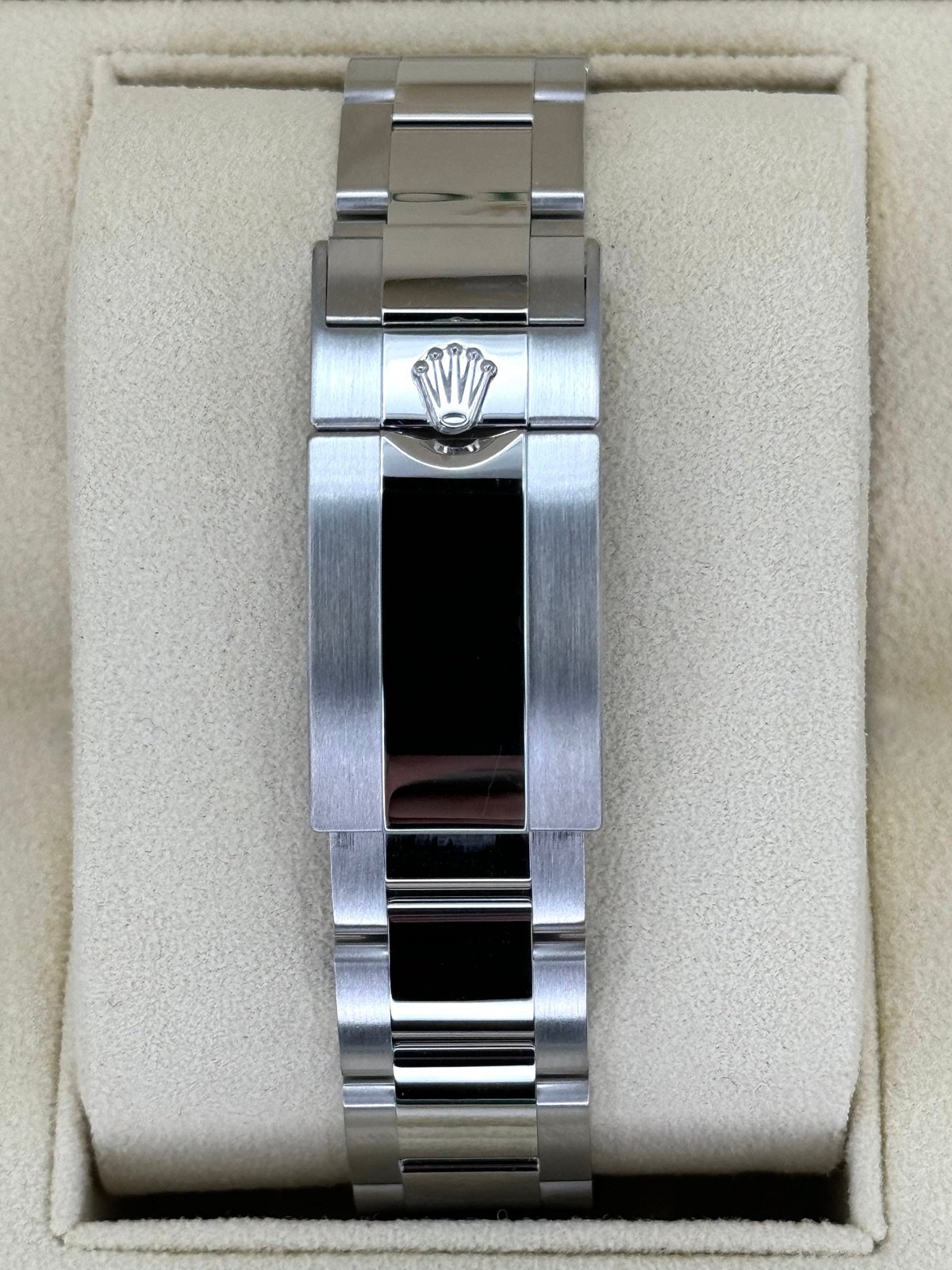 2022 Rolex Daytona 40mm 116506 Platinum Ice Blue Dial - Image 2
