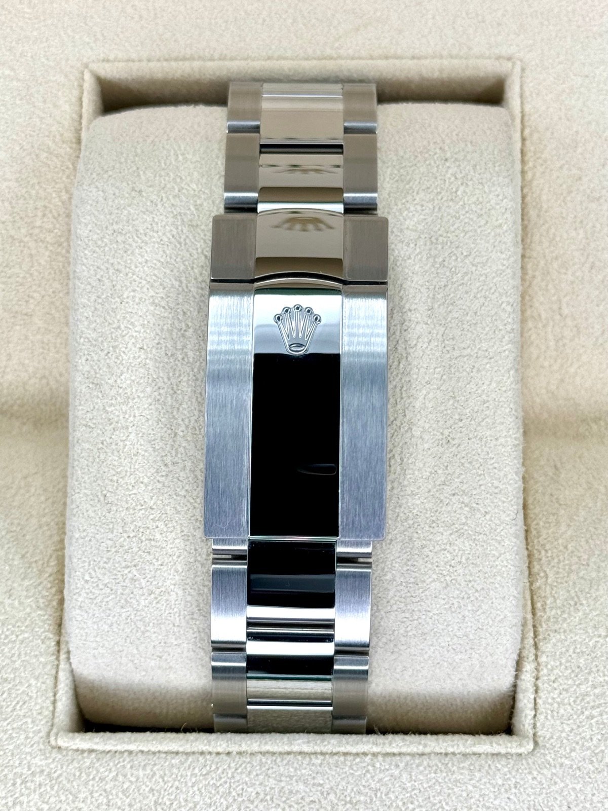 2022 Rolex Sky-Dweller 42mm 326934 Stainless Steel Oyster Blue Dial - Image 2