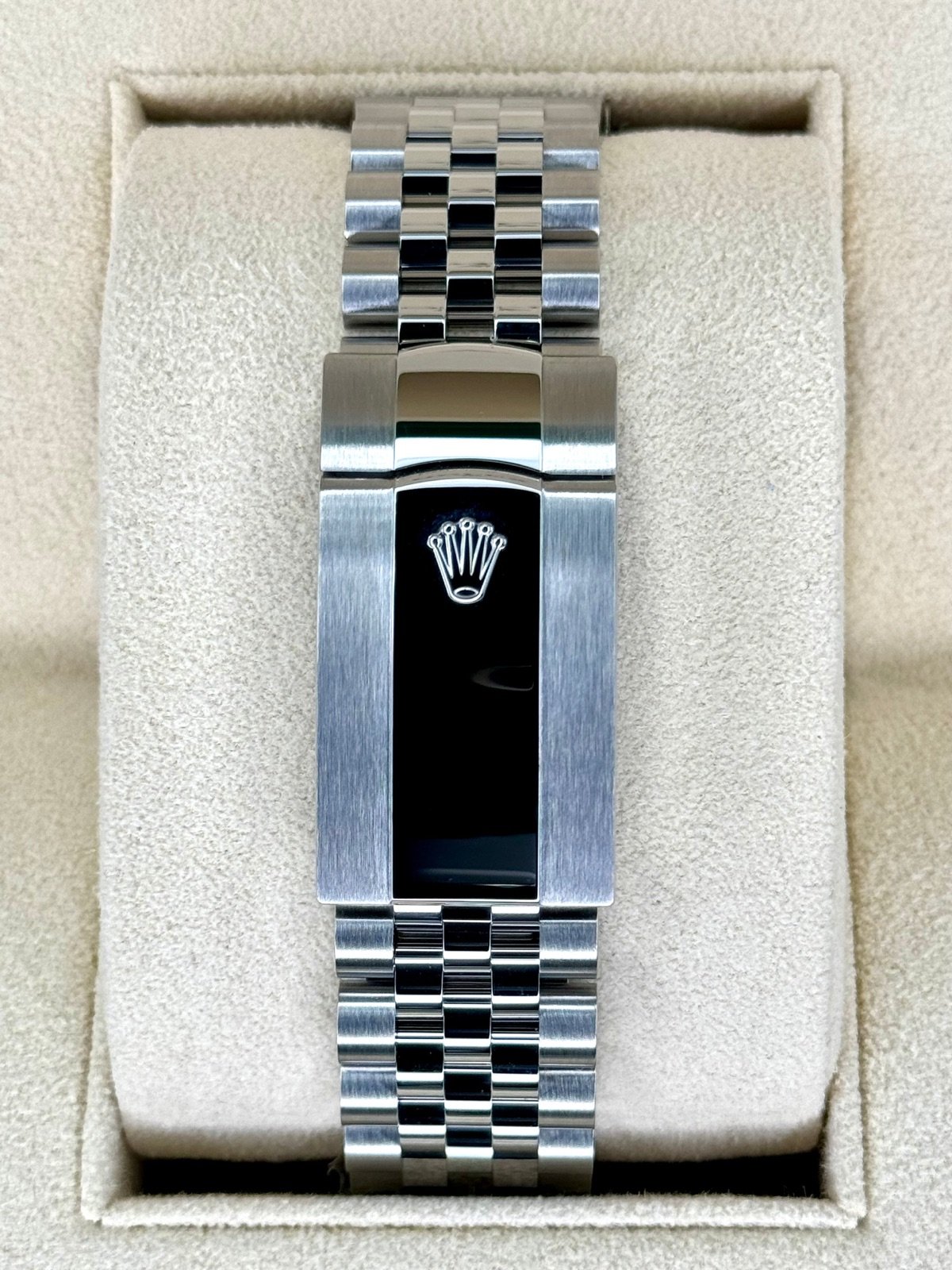 2023 Rolex Sky-Dweller 42mm 336934 Jubilee Blue Dial (Unworn) - Image 2